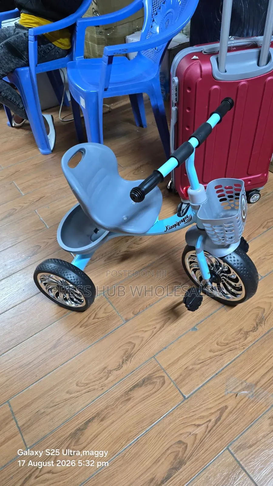 Baby** Tricycle **.