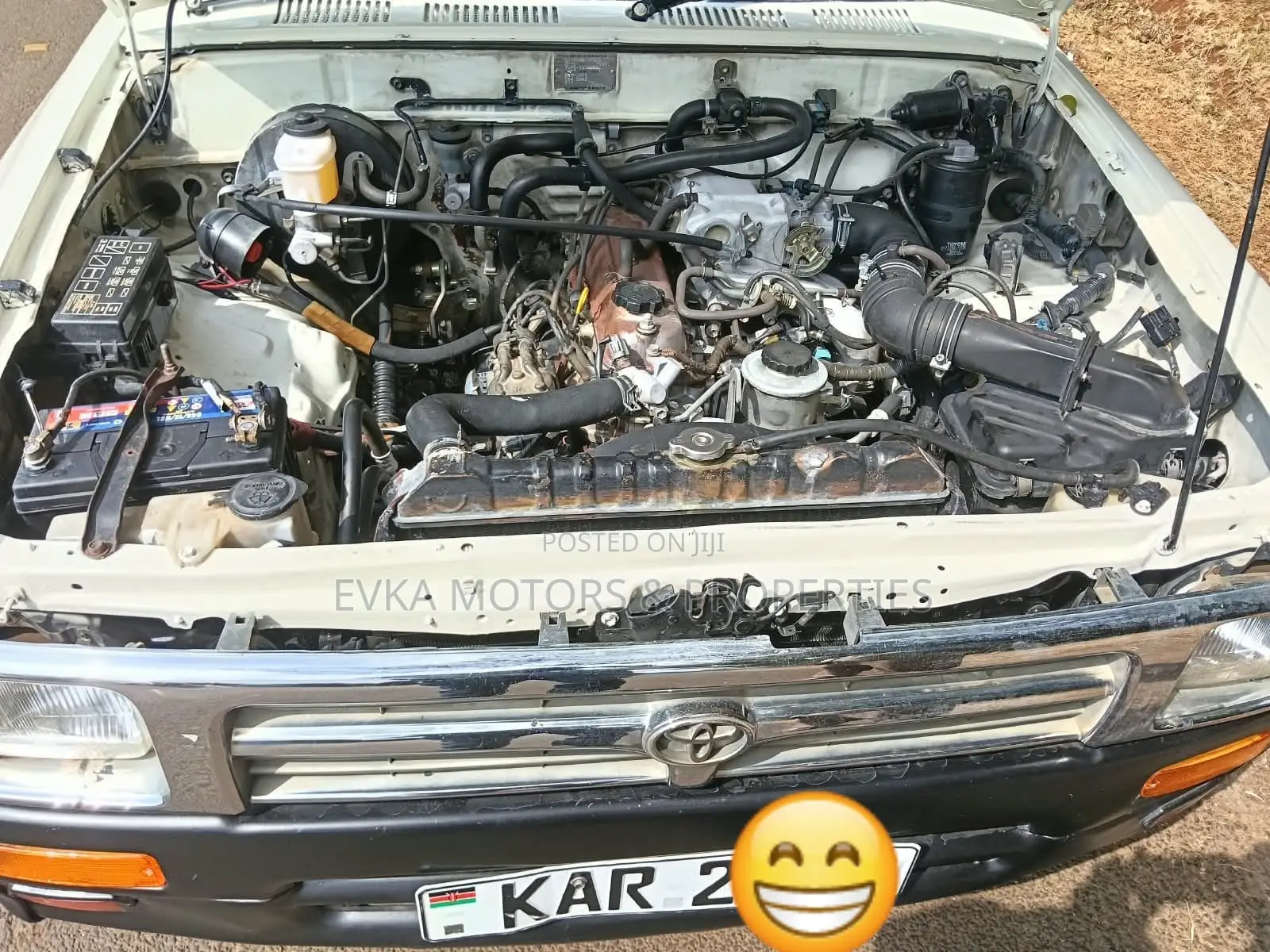 Toyota Hilux 2003 Yellow
