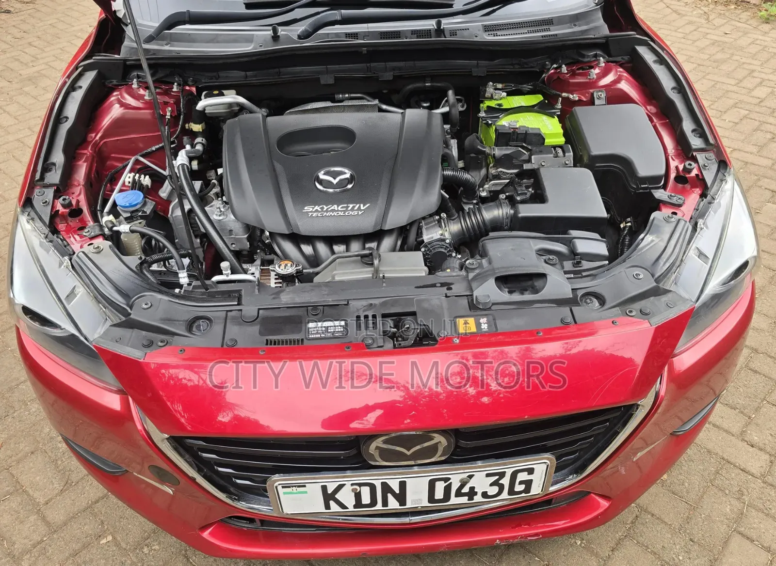 Mazda Axela 2017 Red