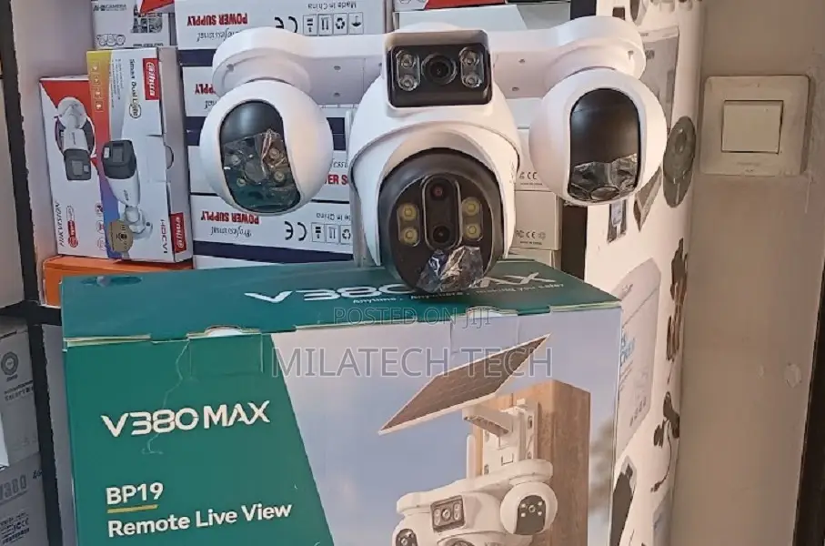 4G 4-Lens Outdoor Solar Security Camera