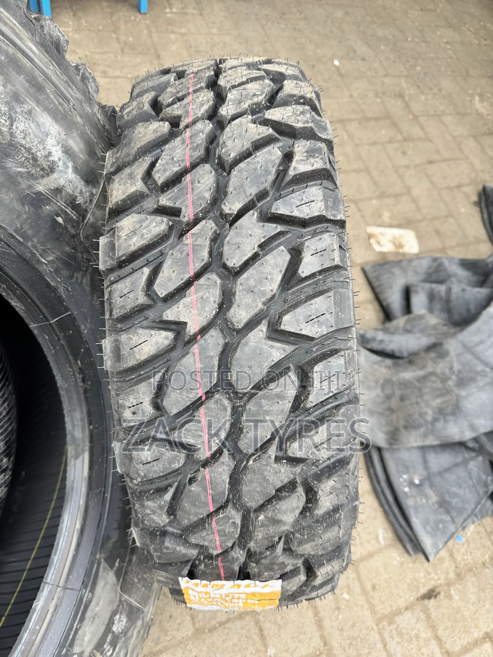235/75r15 Mirage M/T Tyre