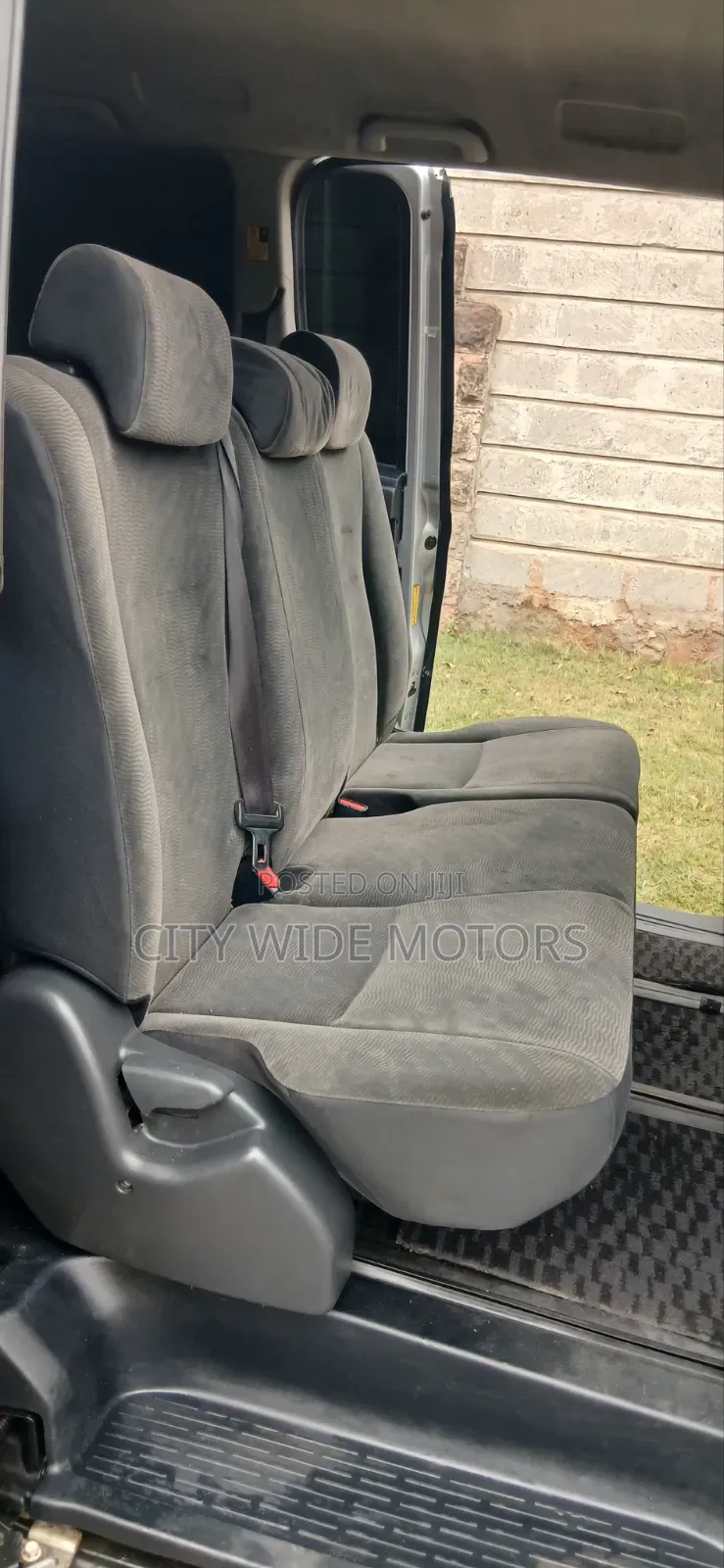 Toyota Voxy 2013 Silver