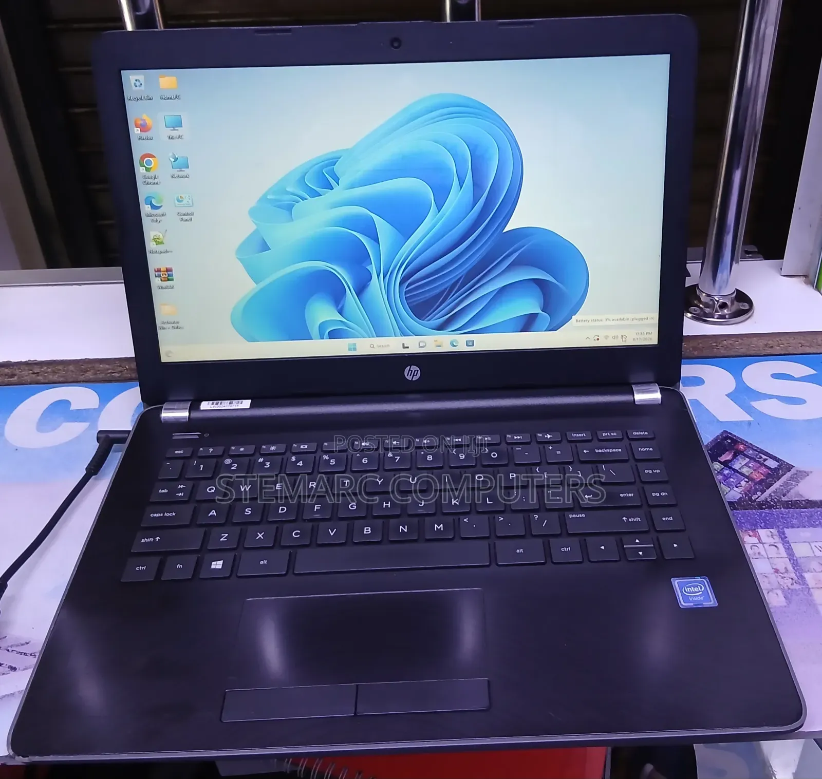 Laptop HP 14-ep0063 8GB Intel Celeron SSD 160GB