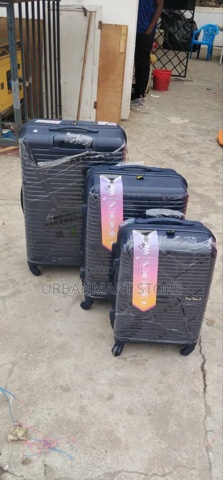 3 in 1 Suitcase Set 28 Inch – 360° Spinning Wheels