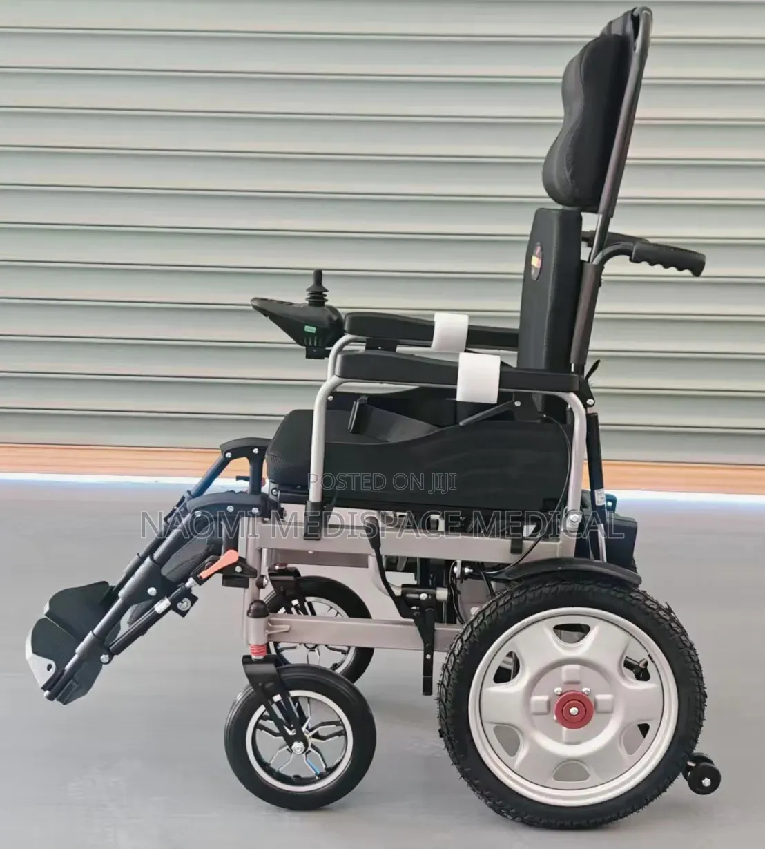 Quality Reclining Tubeless Electric Wheelchair
