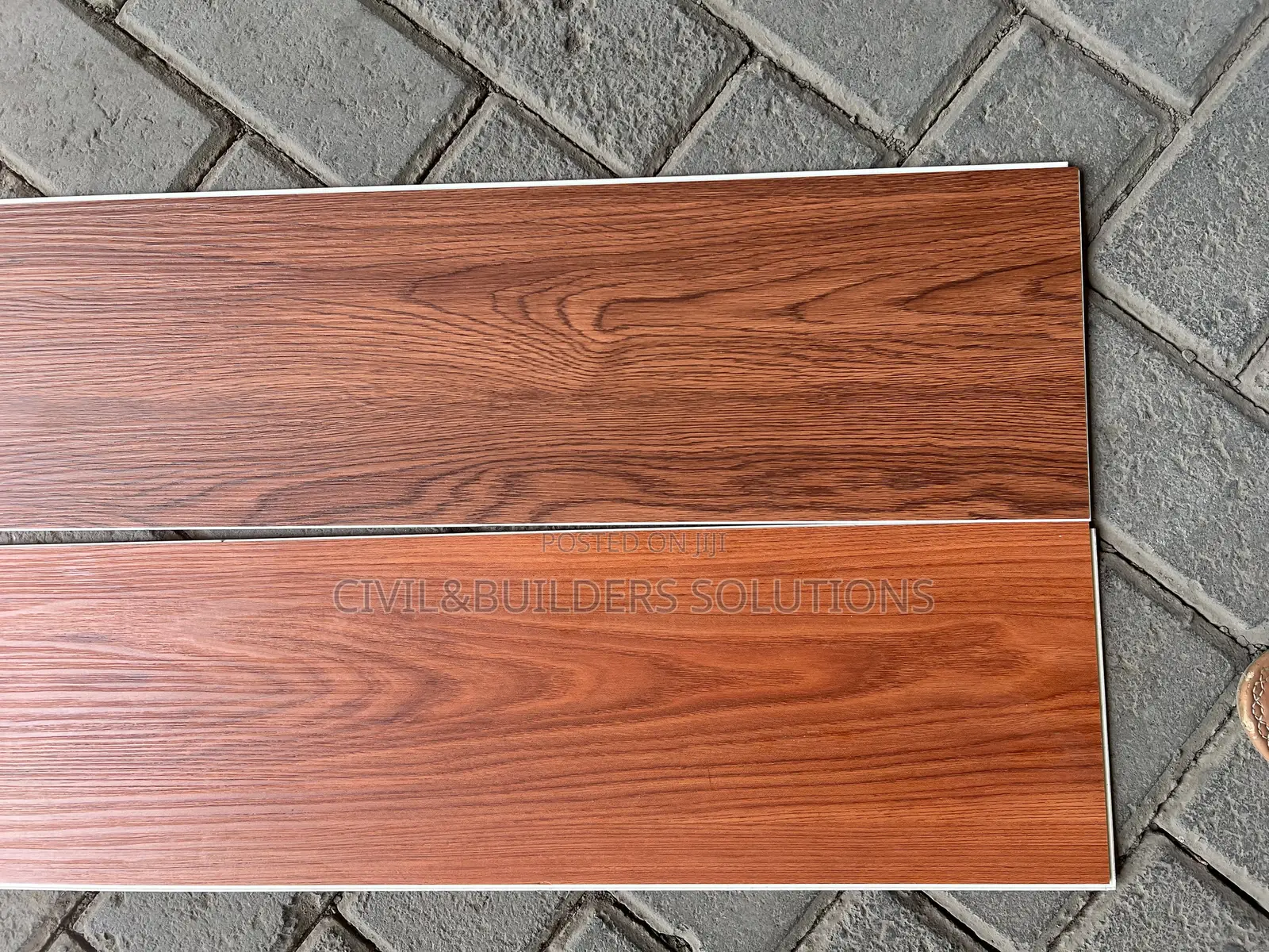 Interlocking Luxury Flooring Tiles