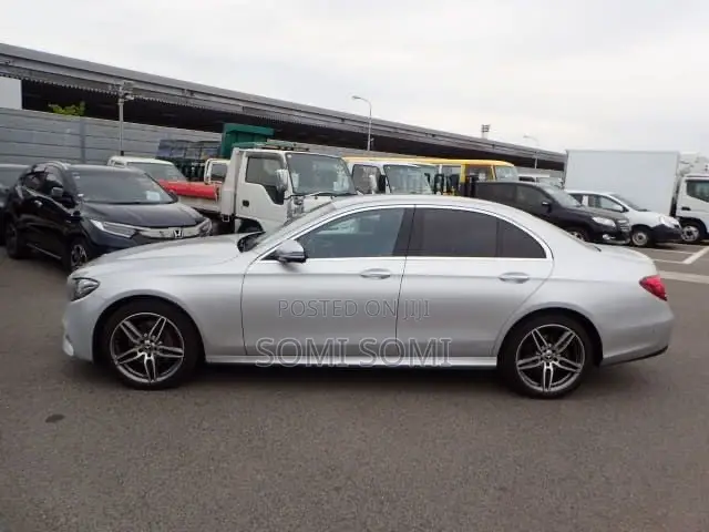 Mercedes-Benz E200 2019 Silver