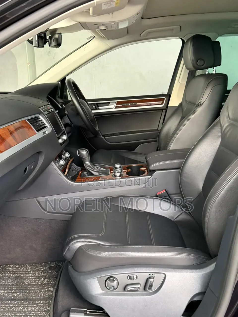 Volkswagen Touareg 2017 Matt Black