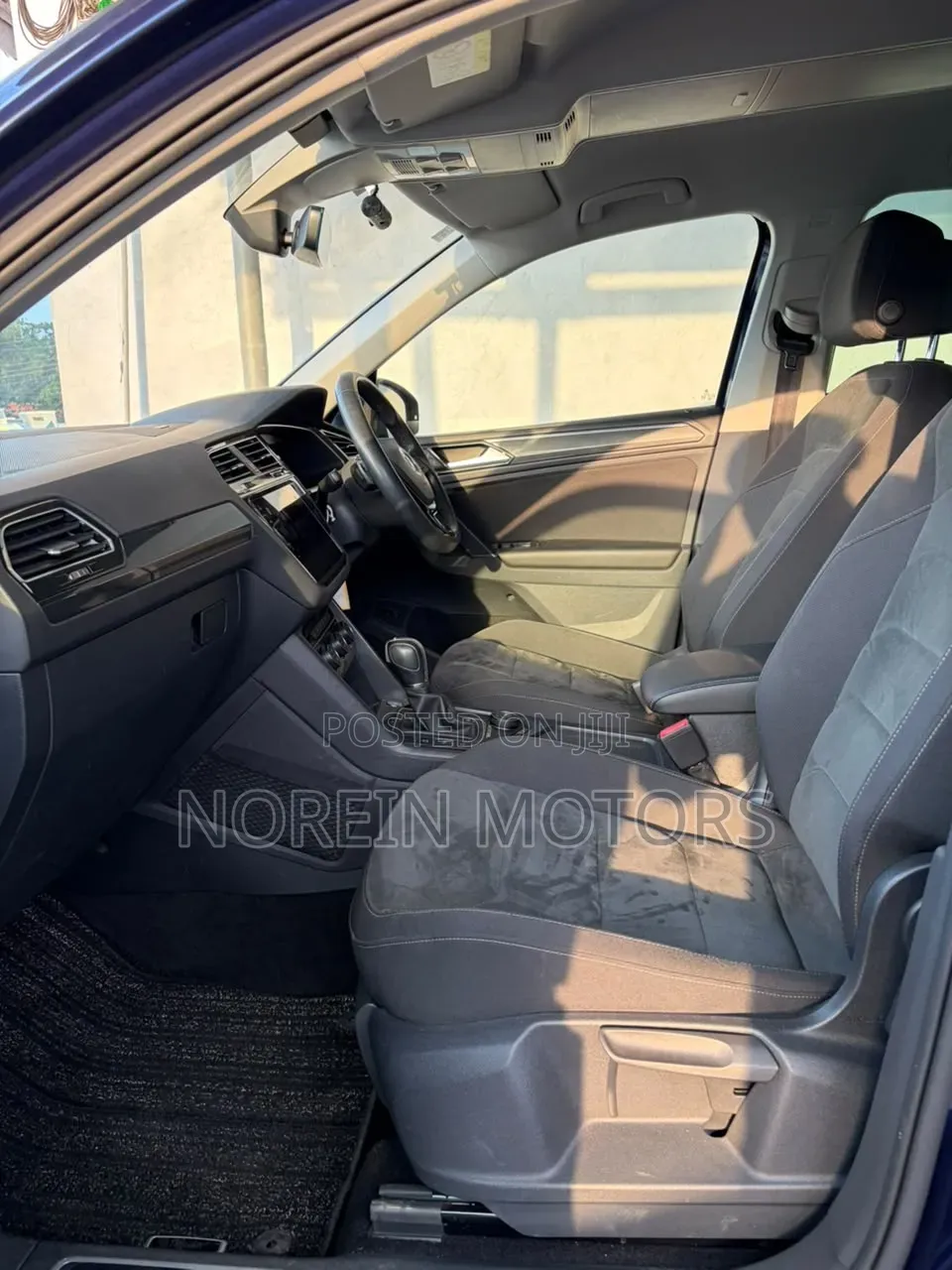 Volkswagen Tiguan 2018 Blue