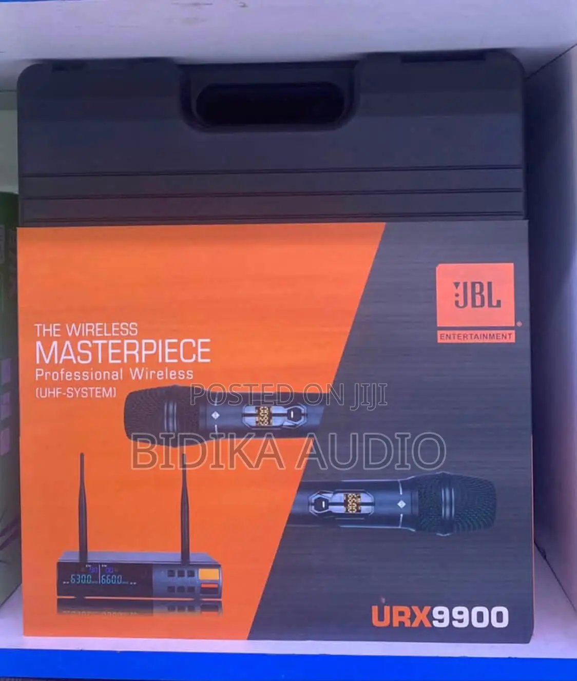 JBL URX9900 "The Masterpiece" Professional Dual UHF Wireless Mic