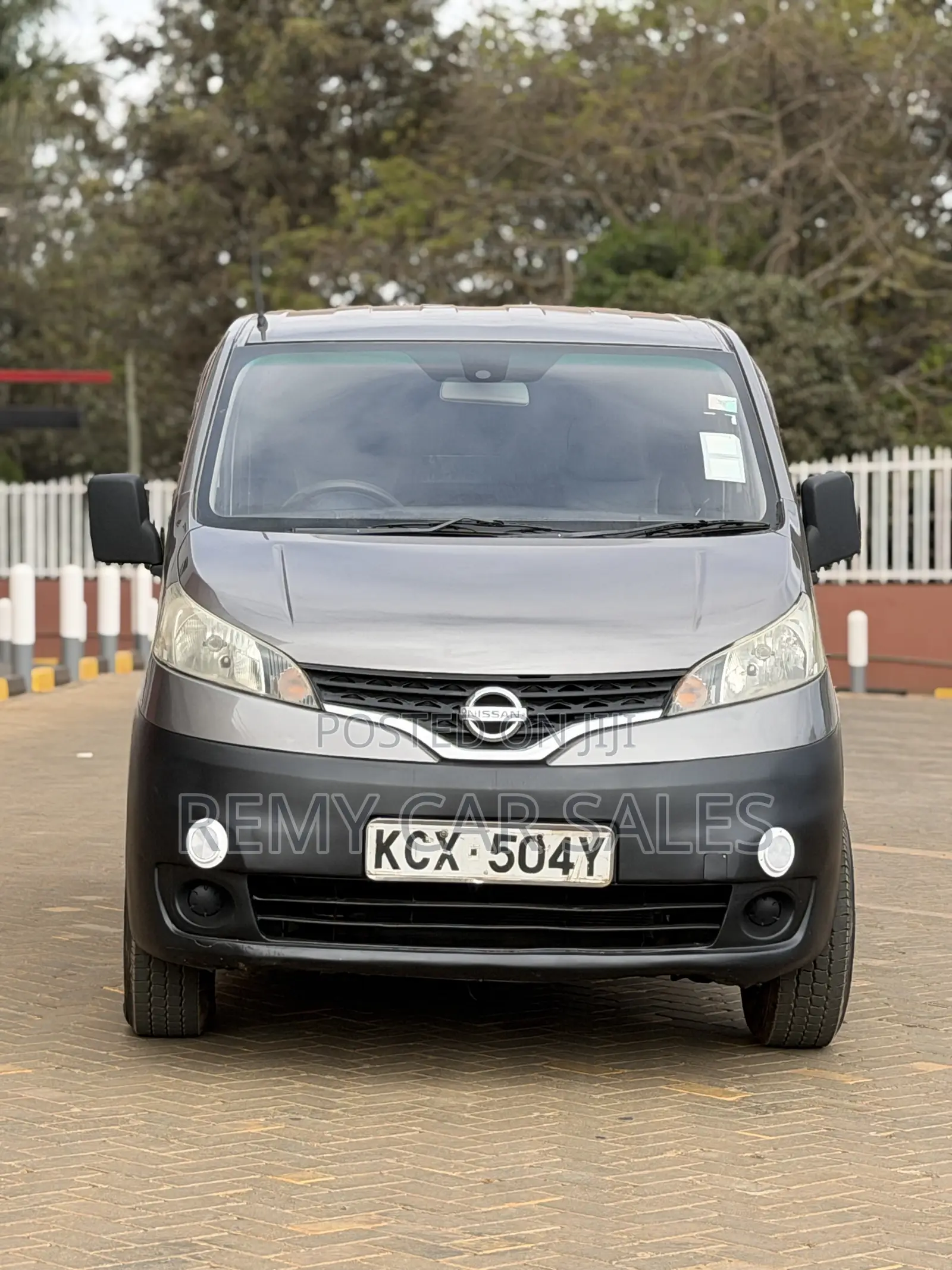 Nissan NV200 2012 Grey