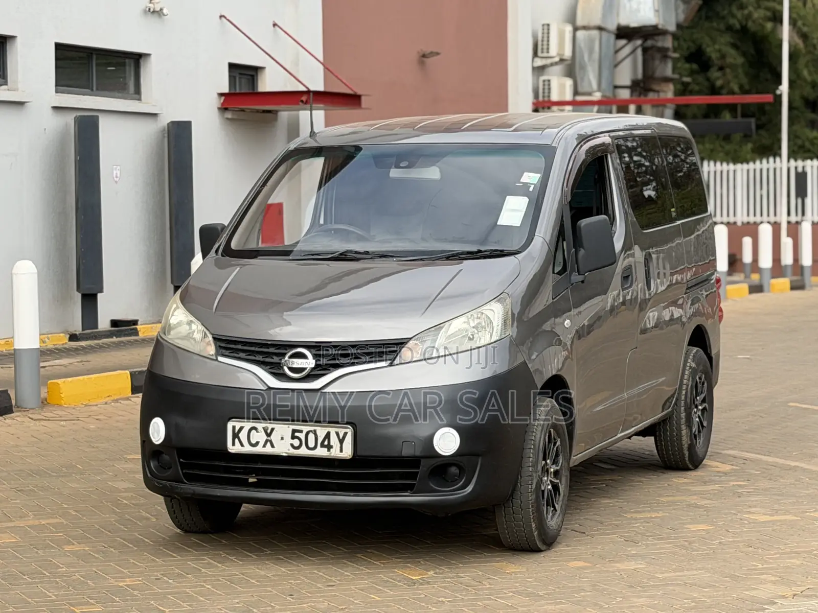 Nissan NV200 2012 Grey