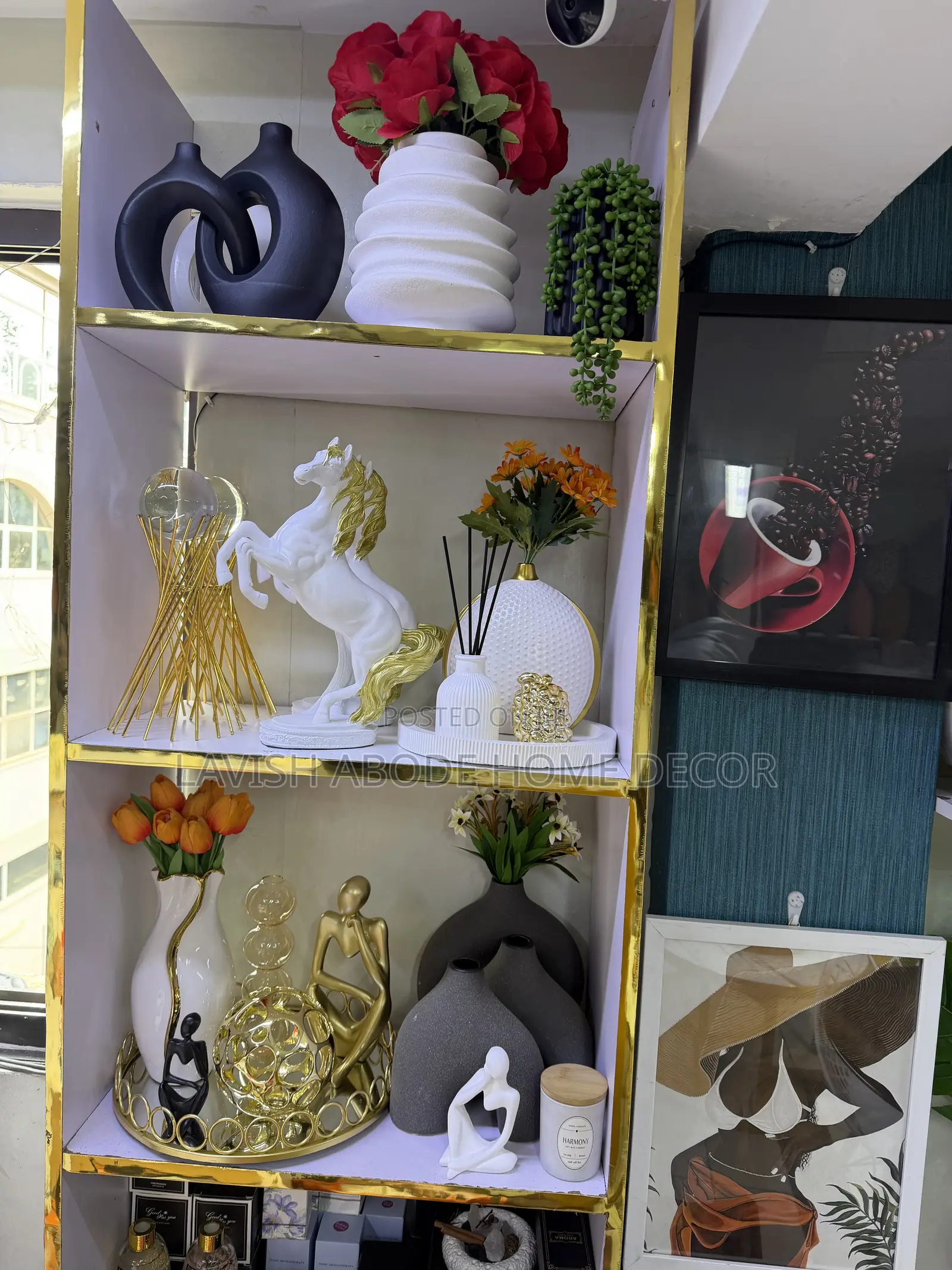 Luxury Home Décor Pieces – Stylish Decorative Accessories