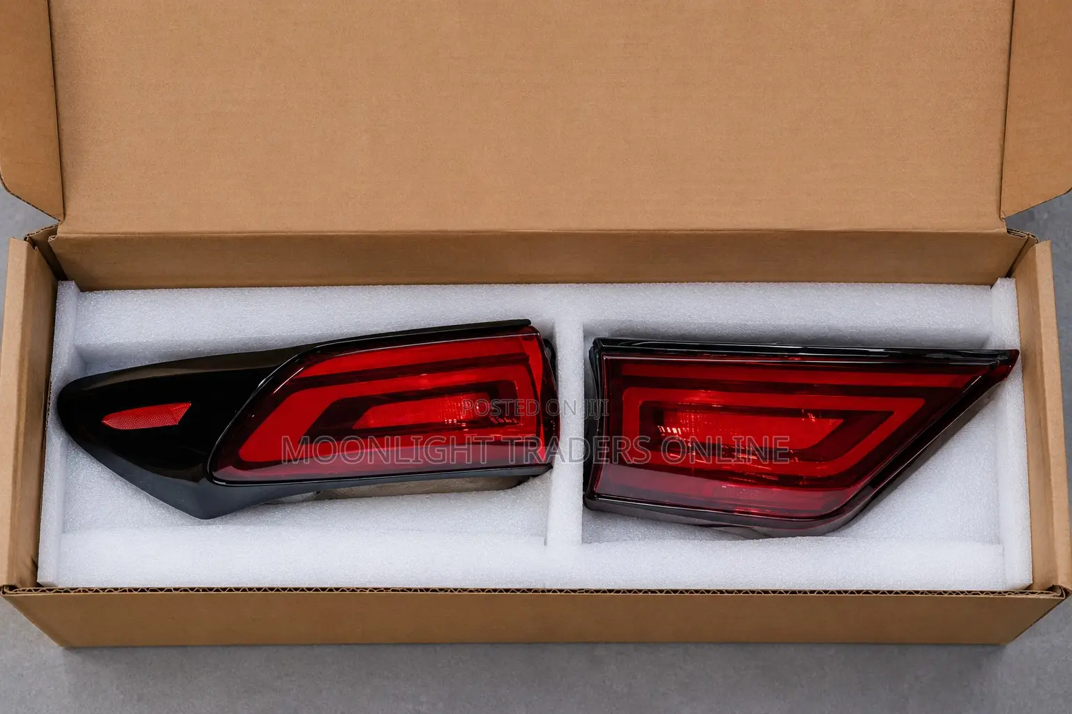 Toyota Harrier 2014 Aftermarket Tail Lights – Red