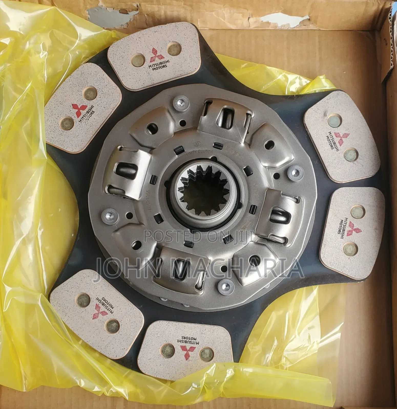 Pressure Plate, Clutch Disc and Release Bearing for Fuso Fighter