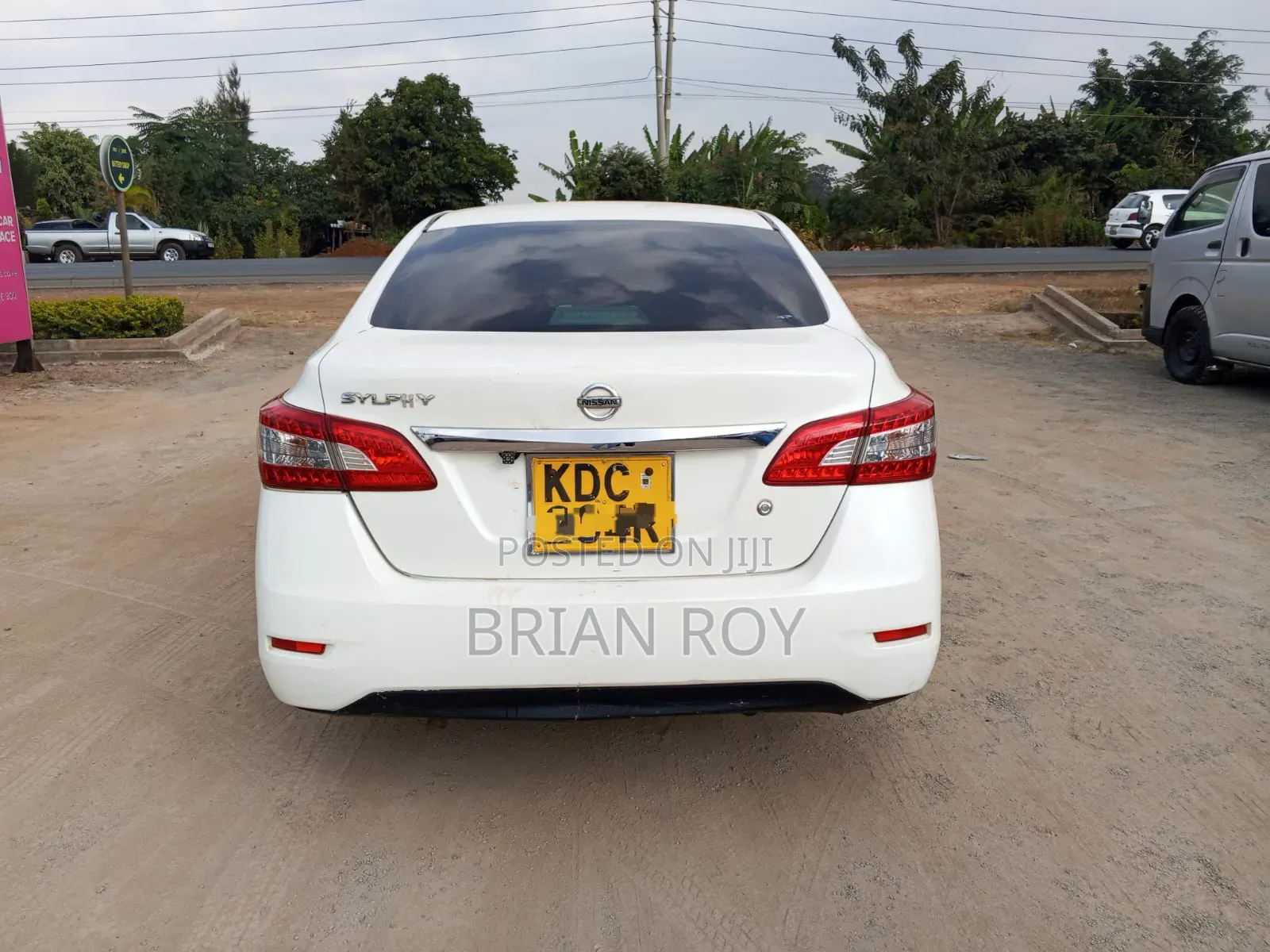 Nissan Bluebird 2014 White