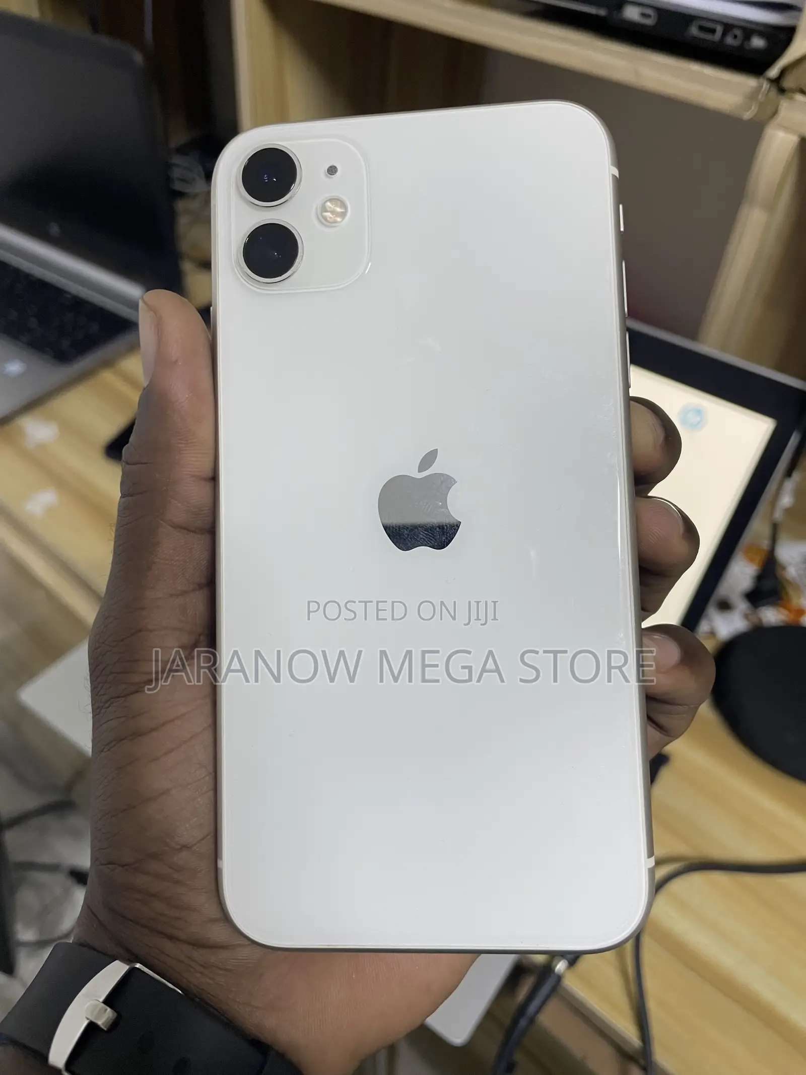Apple iPhone 11 64 GB White