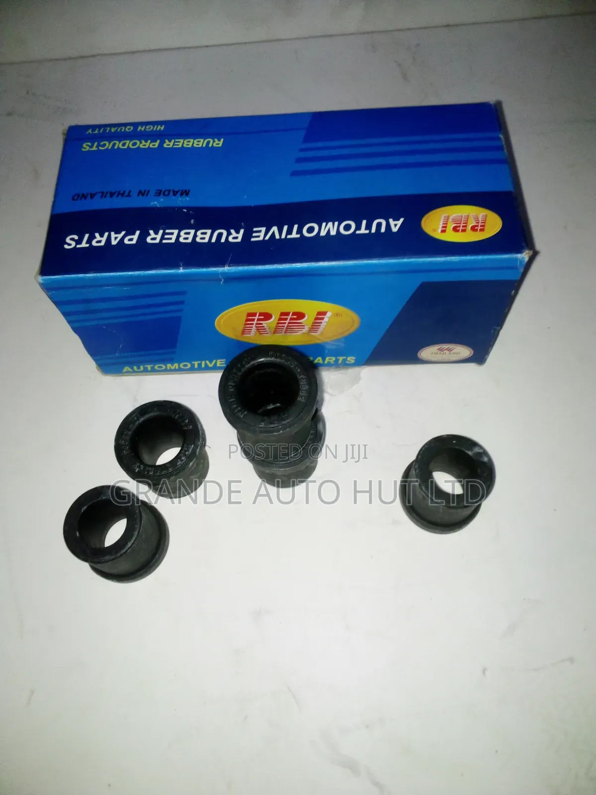 Lower Bush Spring Shackle Rear Toyota Hilux