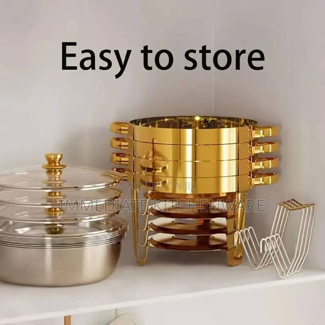 *Elegant Round Stainless Steel Chafing Dish With Golden Accents