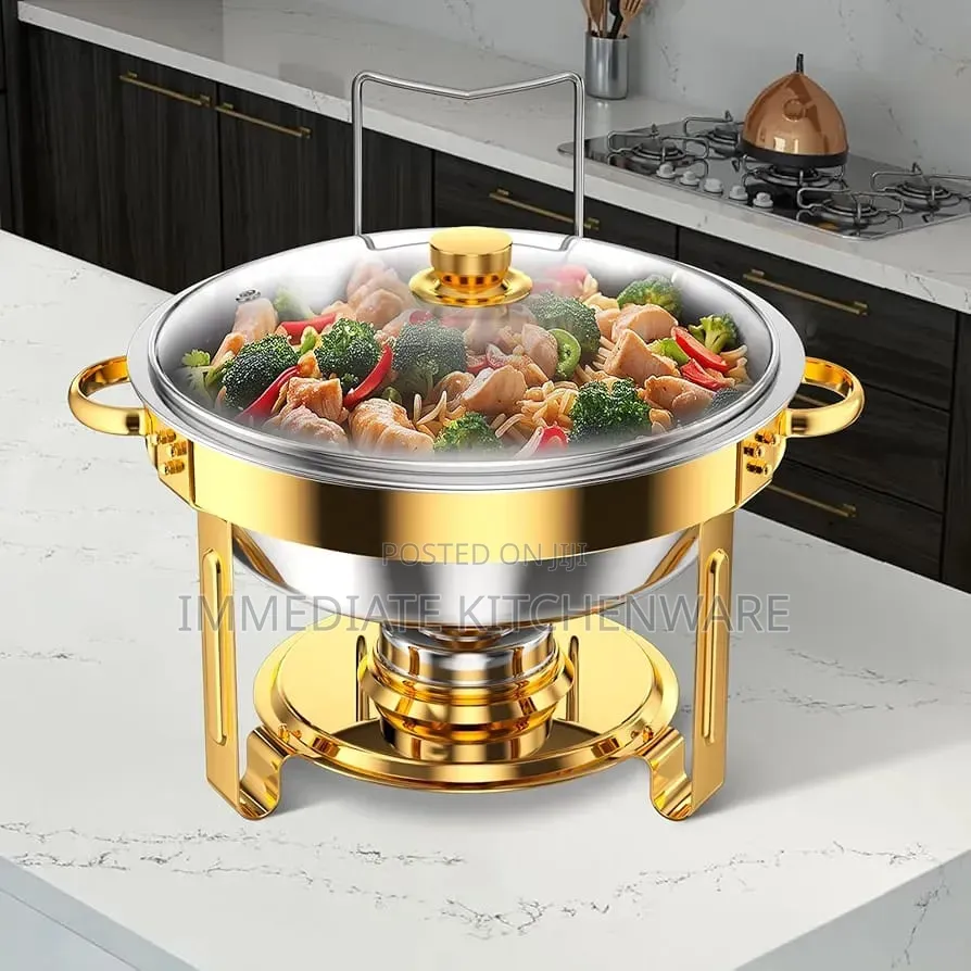 *Elegant Round Stainless Steel Chafing Dish With Golden Accents