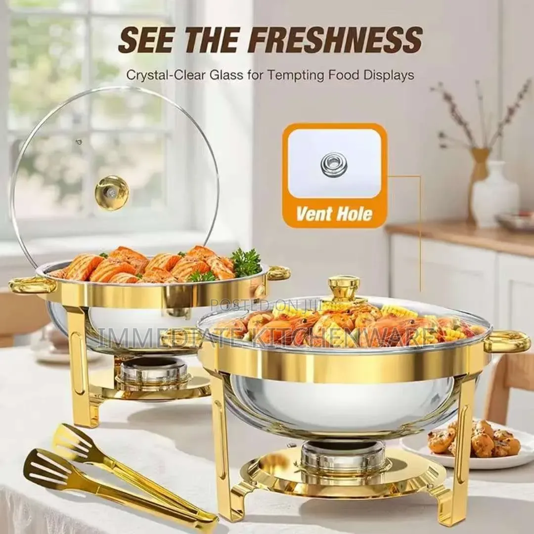 *Elegant Round Stainless Steel Chafing Dish With Golden Accents