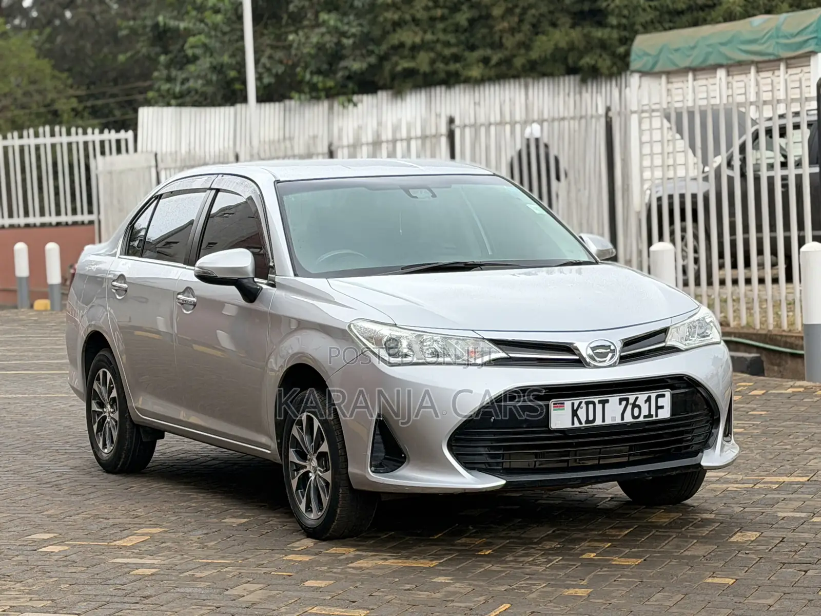 Toyota Axio 1.5 G 2WD 2018 Silver