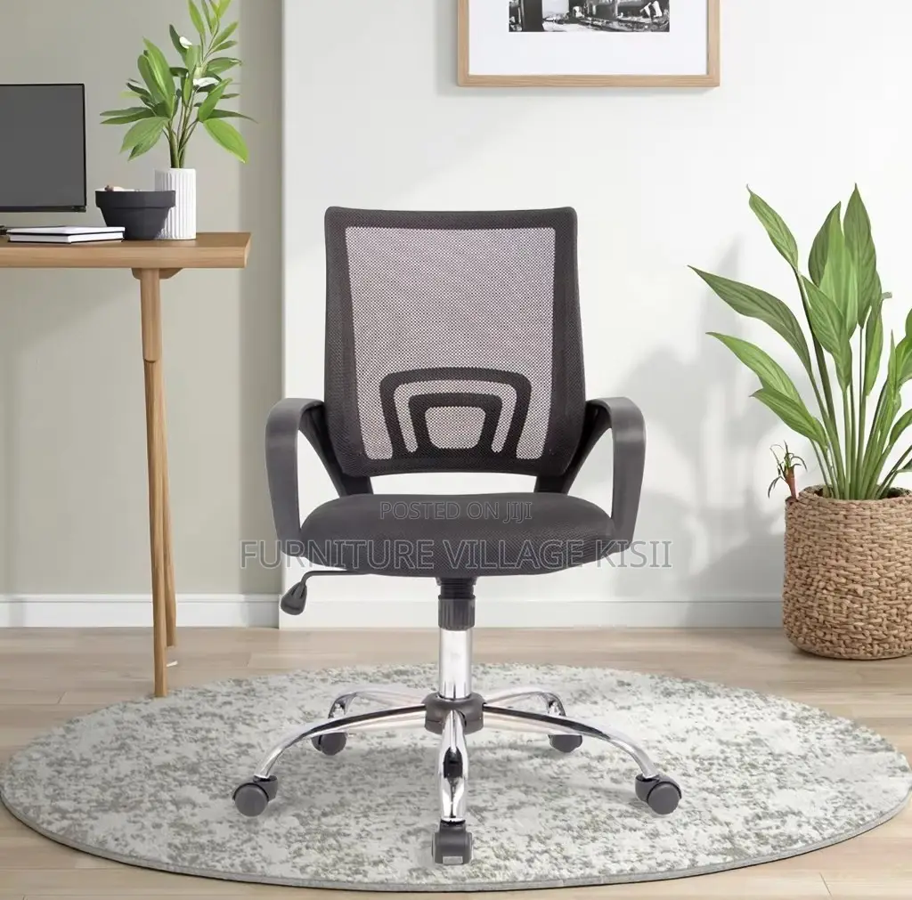 Office Chair: Clerical Mesh Office Chair
