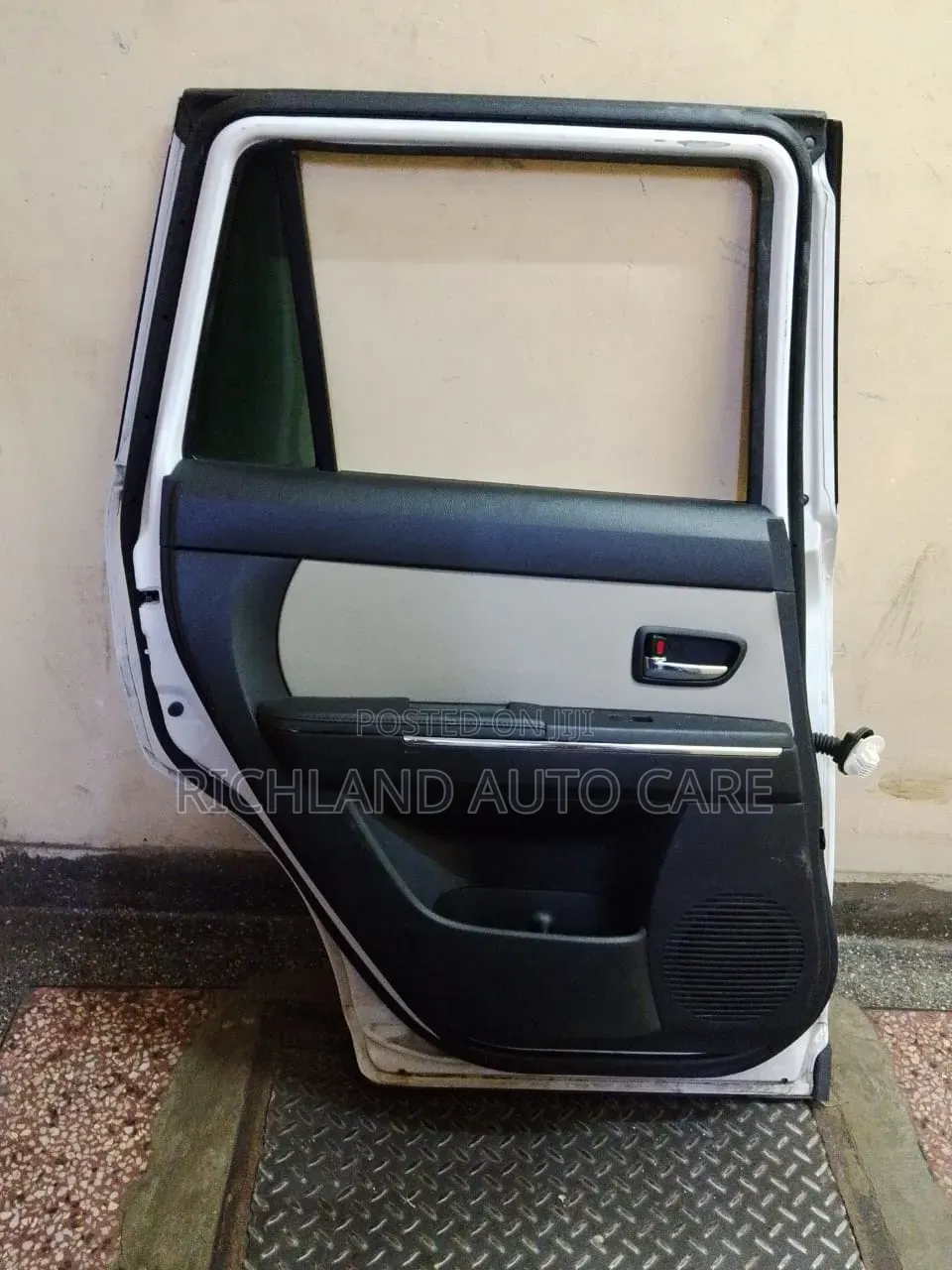 Mazda Verisa Rear Door Year 2011