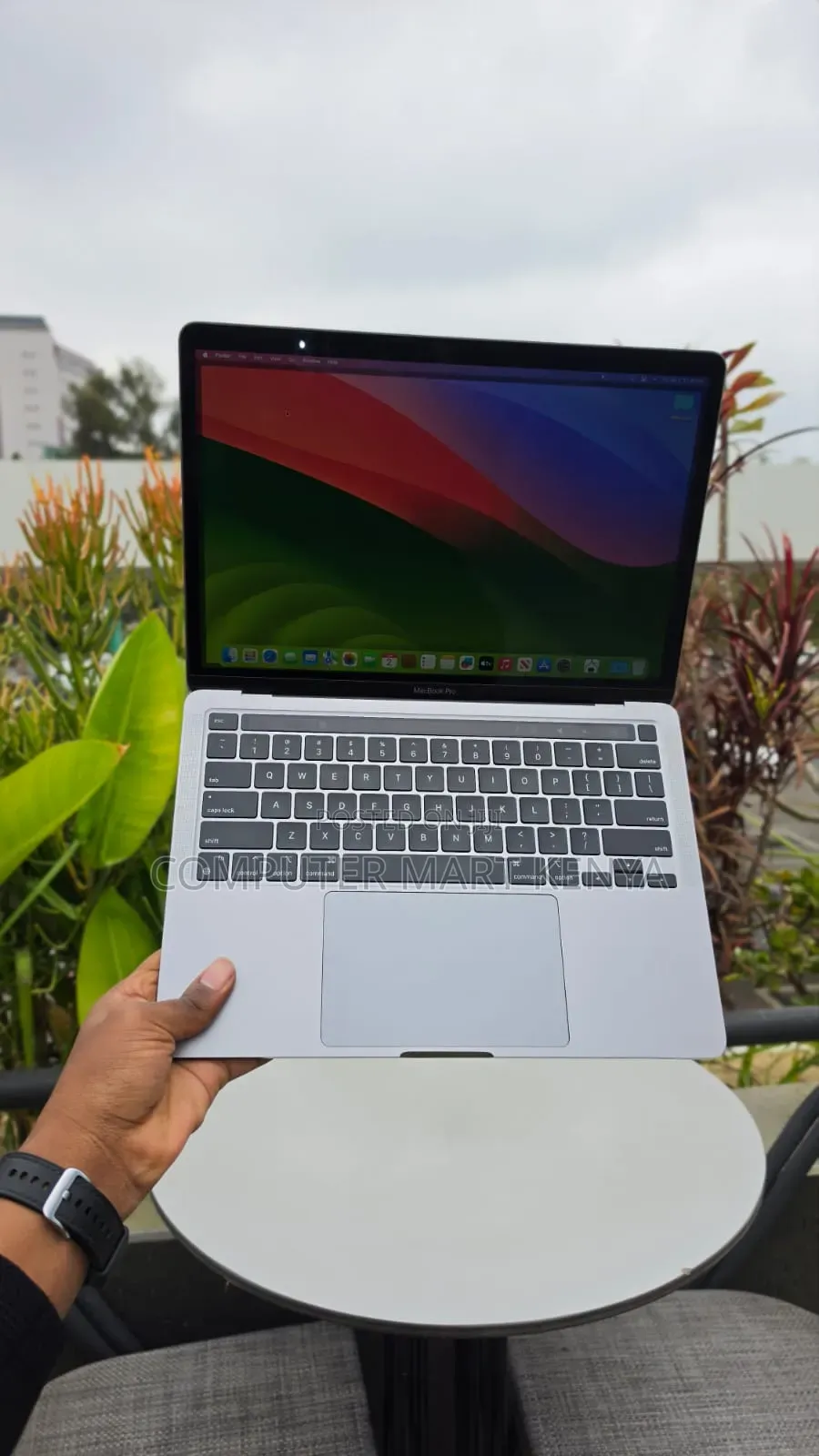 Laptop Apple MacBook Pro 2020 M1 16GB Apple M1 Pro SSD 512GB