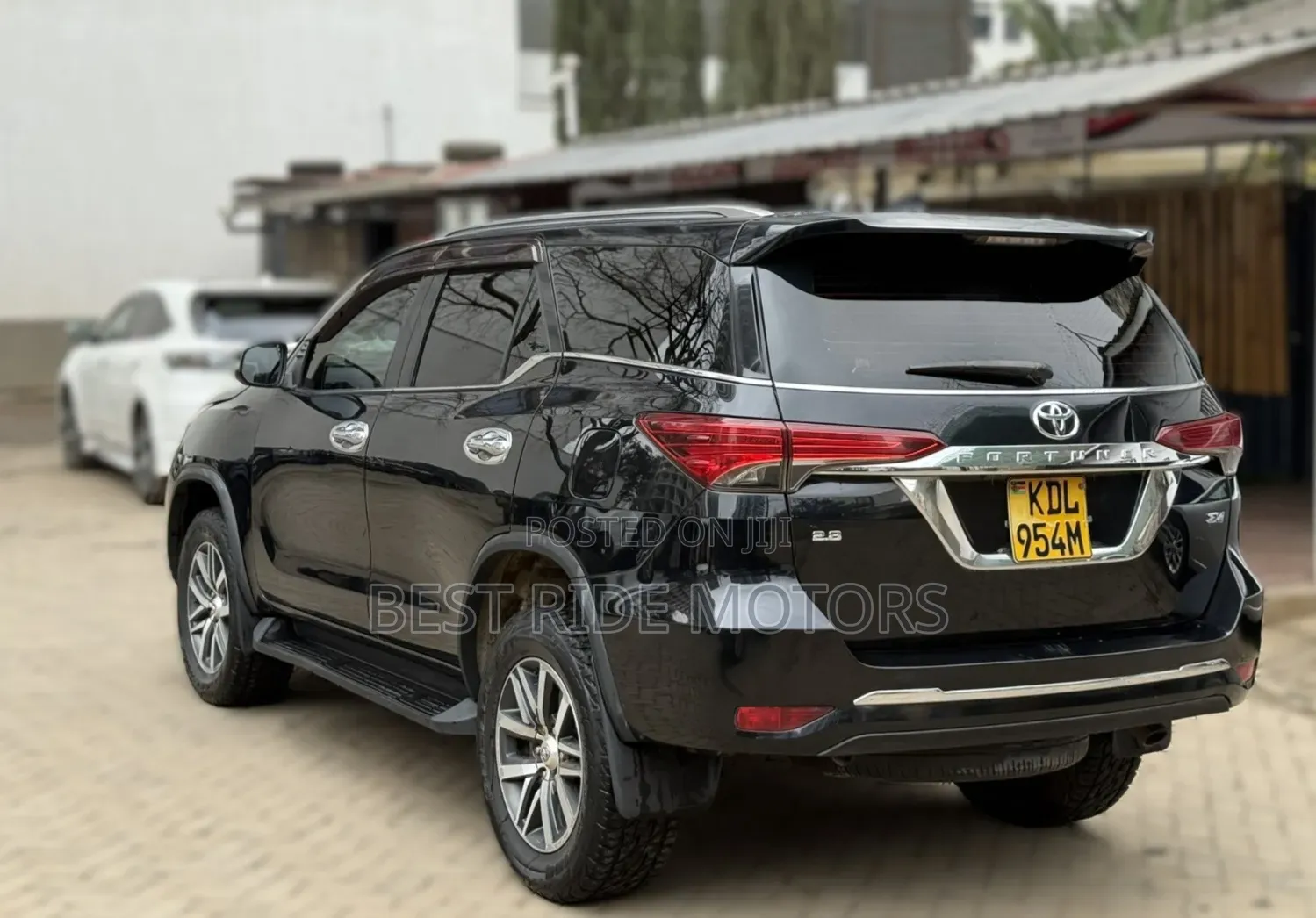 Toyota Fortuner 2.8 D AWD 2016 Black