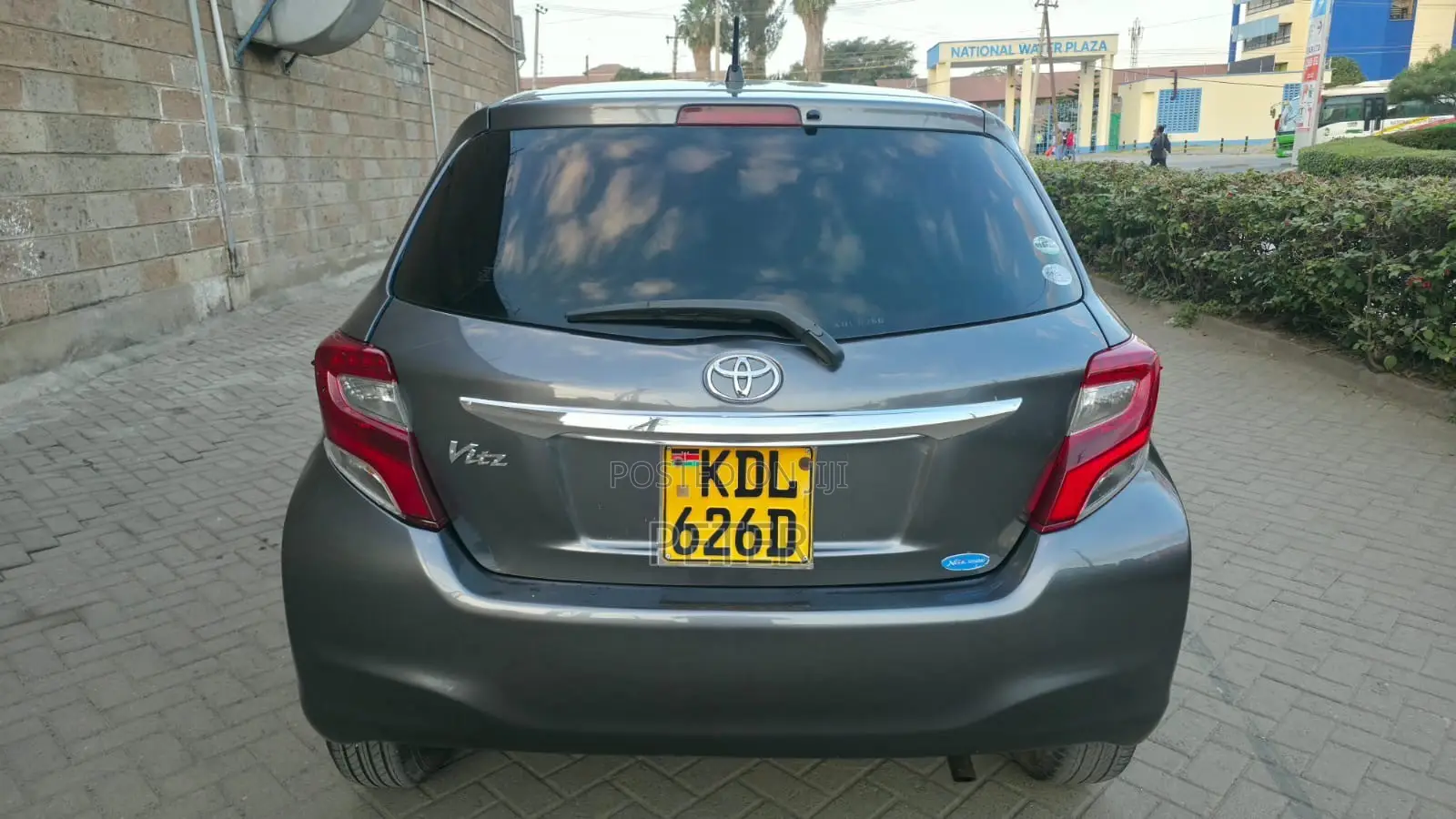 Toyota Vitz 2015