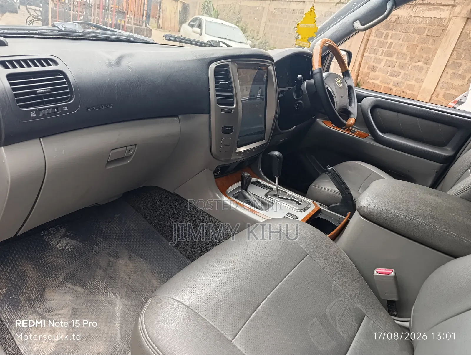Toyota Land Cruiser 2005 Gray