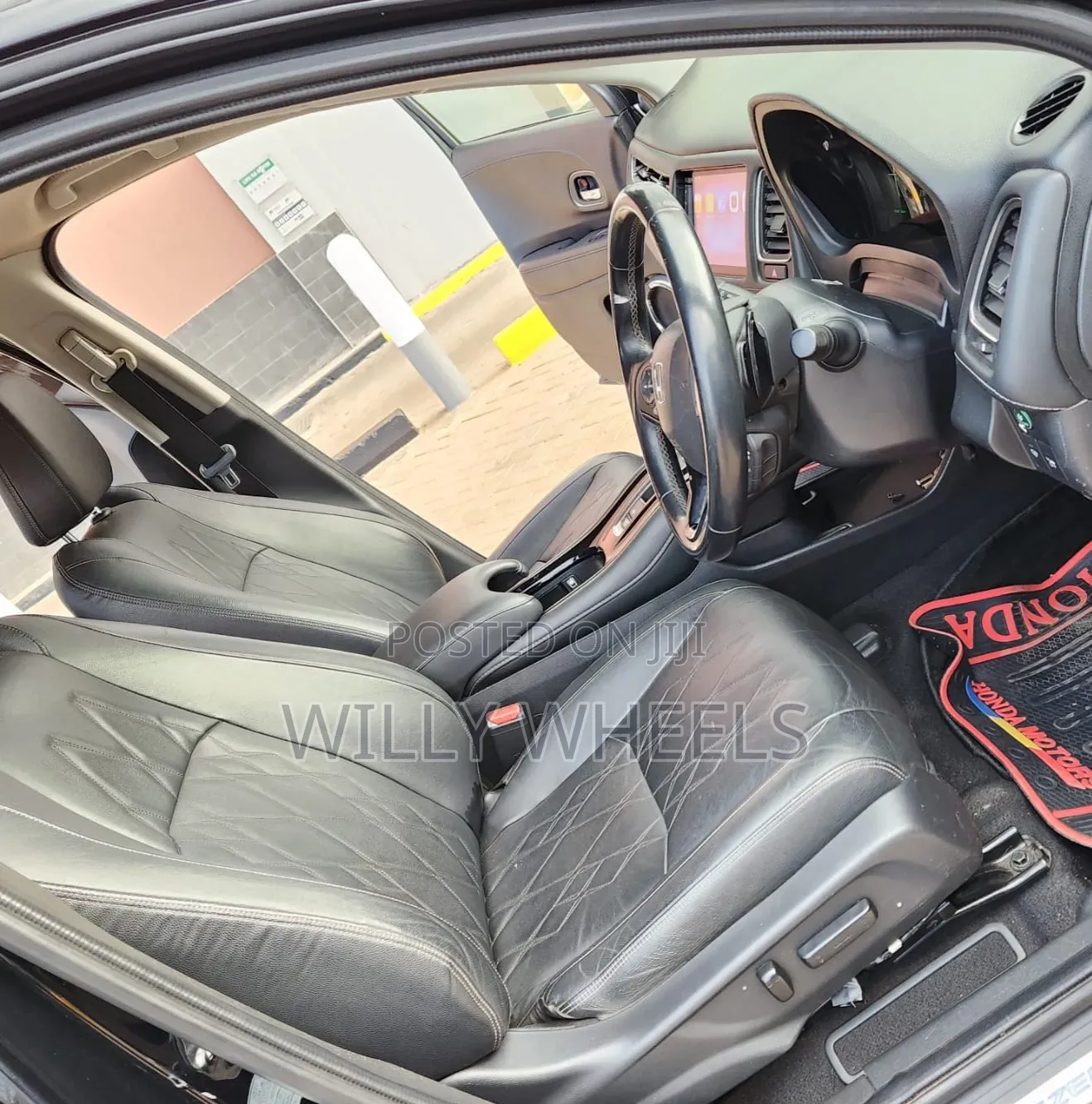 Honda Vezel 2018 Black