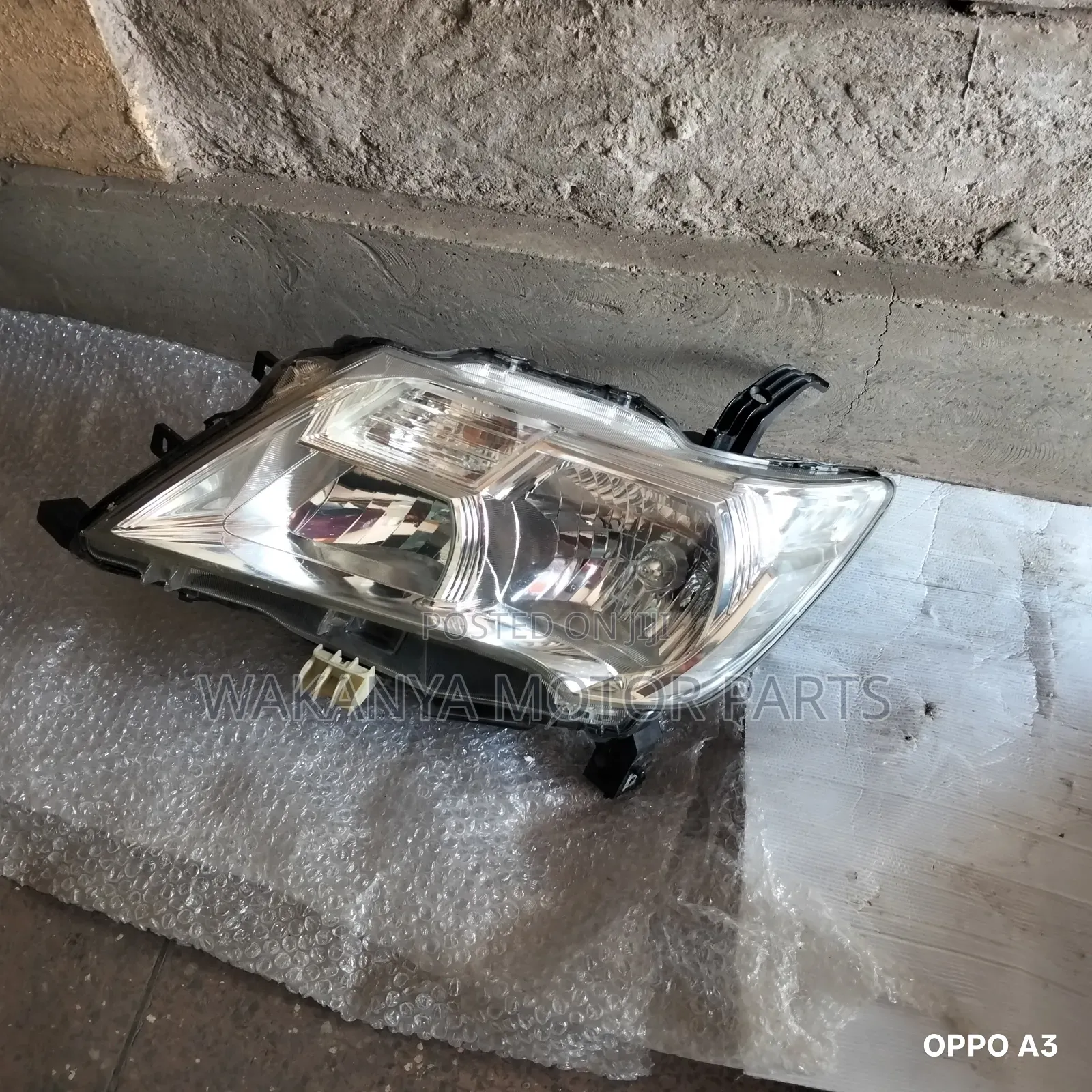 Nissan Serena FC26 Model 2010/2012 Non Xenon Lights, Ex Japan
