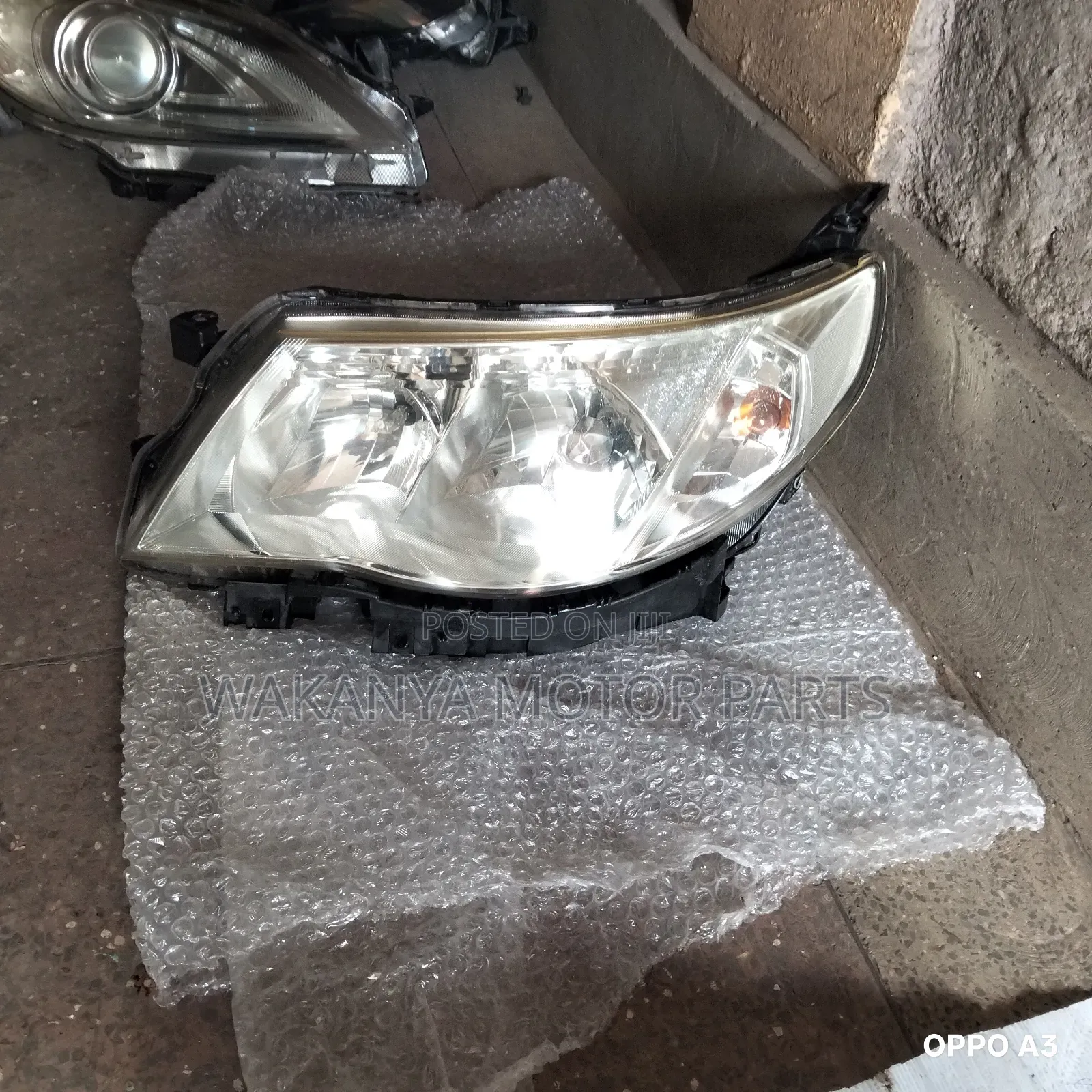 Subaru Forester SH5 Non Xenon Headlamp, Ex Japan Spare