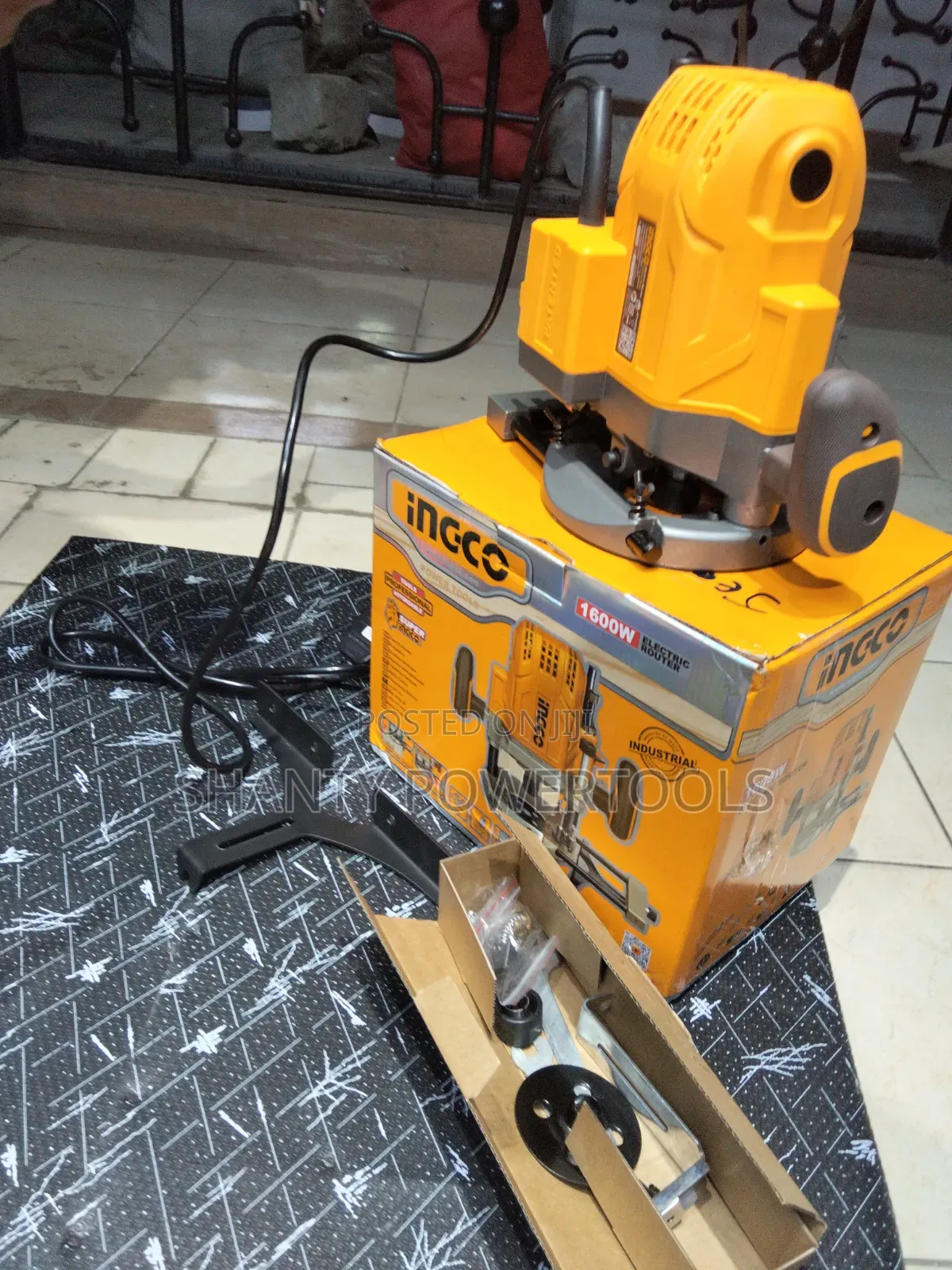 Ingco 1600w Router