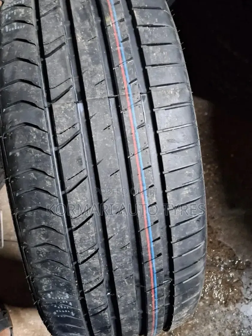 235/50r19 Godard 99w