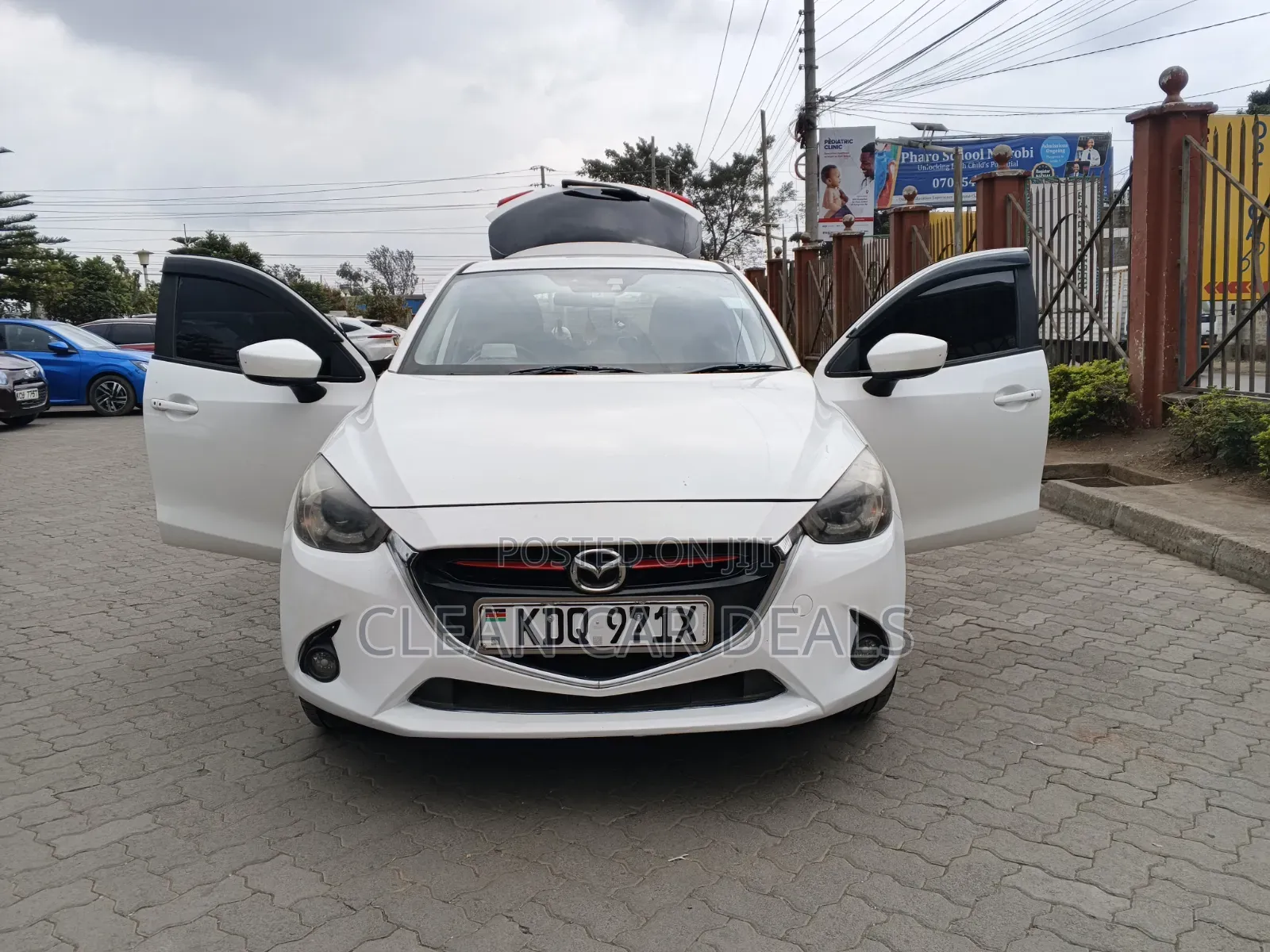 Mazda Demio 2017 White