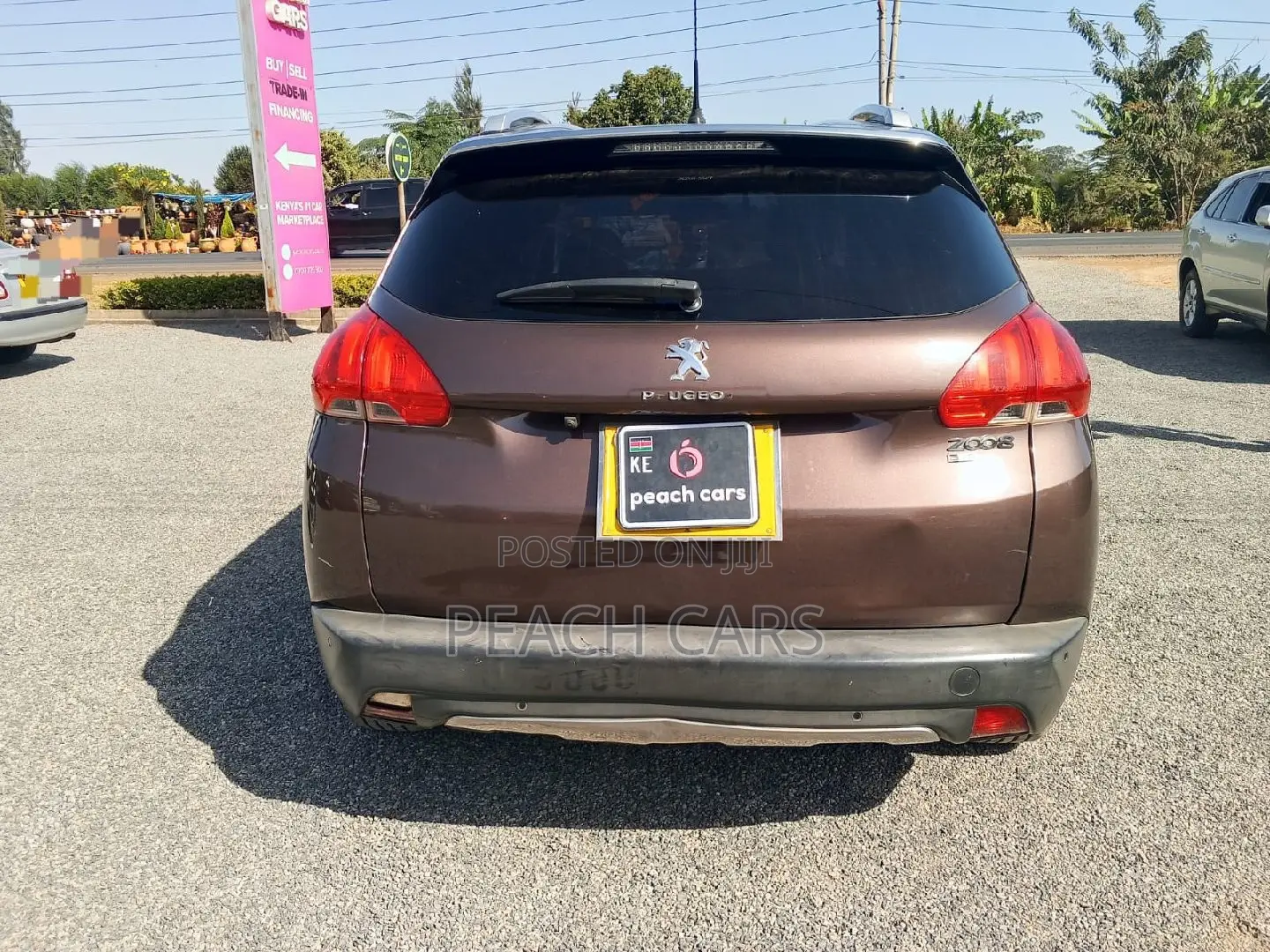 Peugeot 2008 2018 Brown