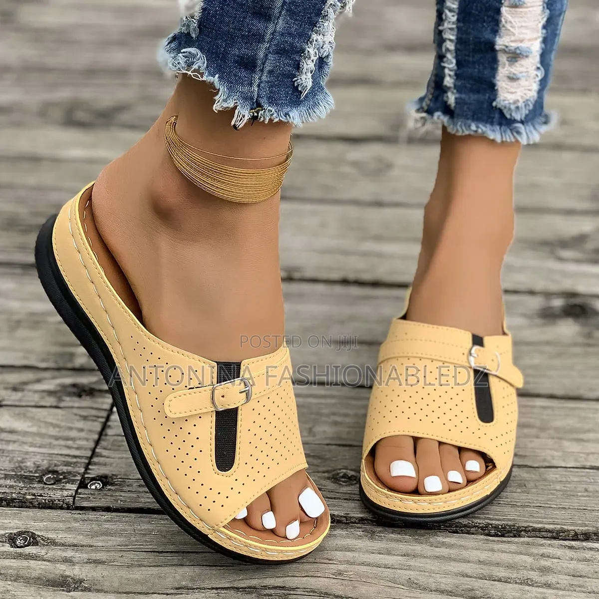 Ladies Good Quality Wedge