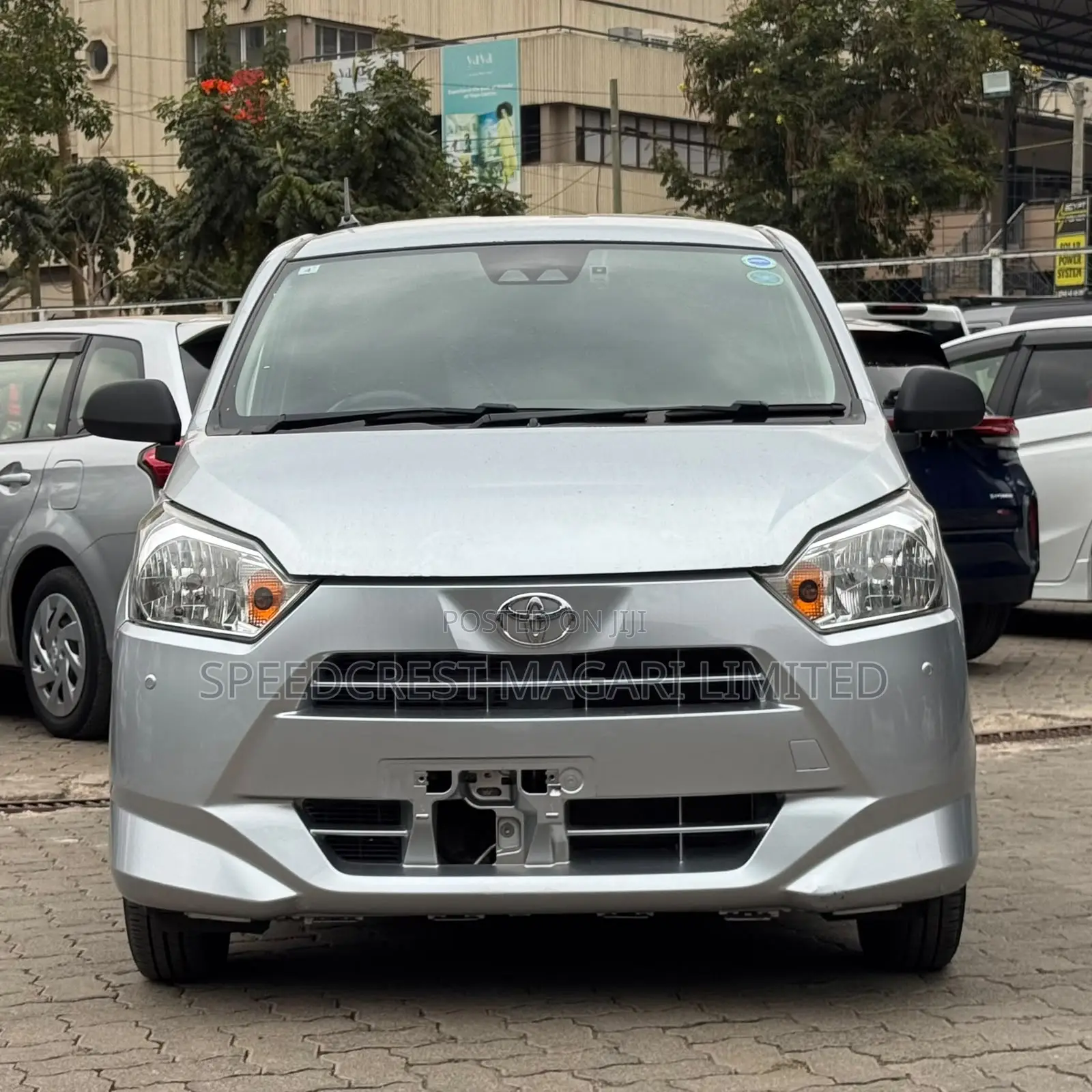 Toyota Pixis 2019 Silver