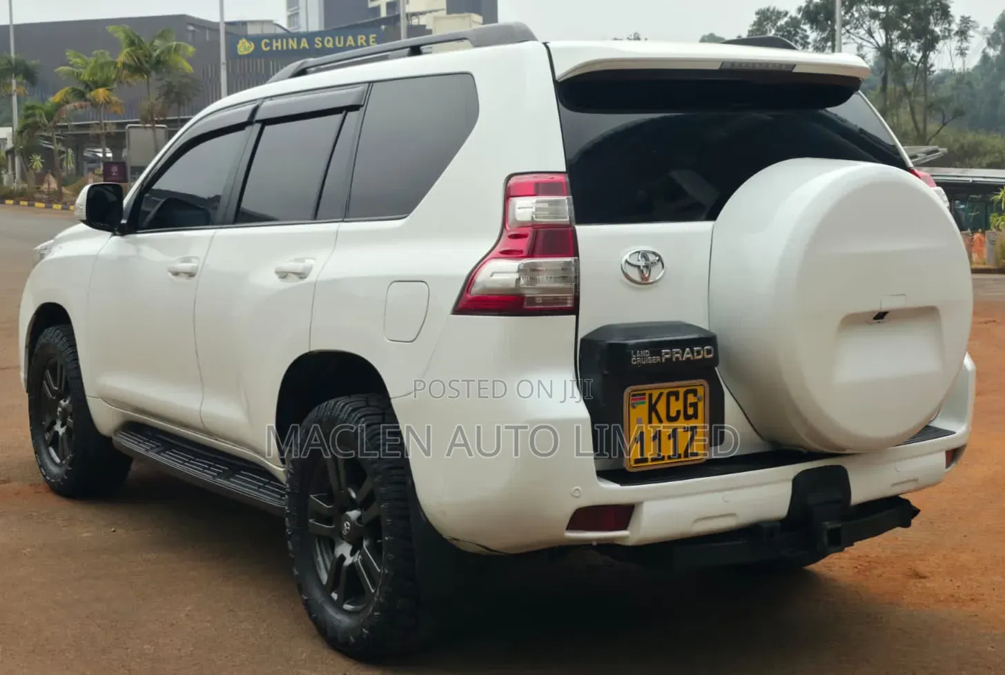 Toyota Land Cruiser Prado 2010 White