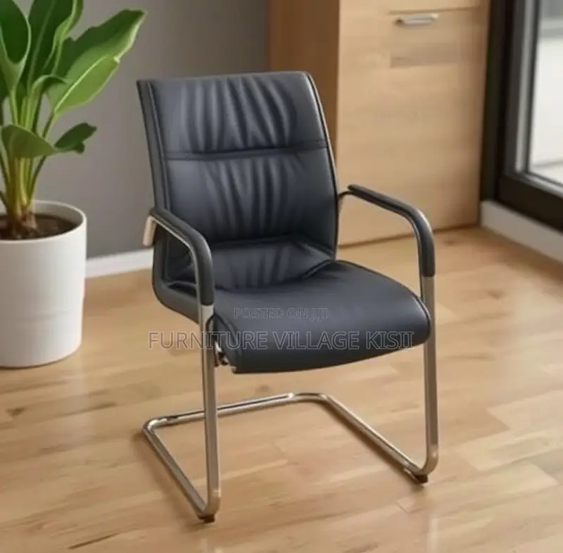 Office Chair: Executive Leather Office Chair