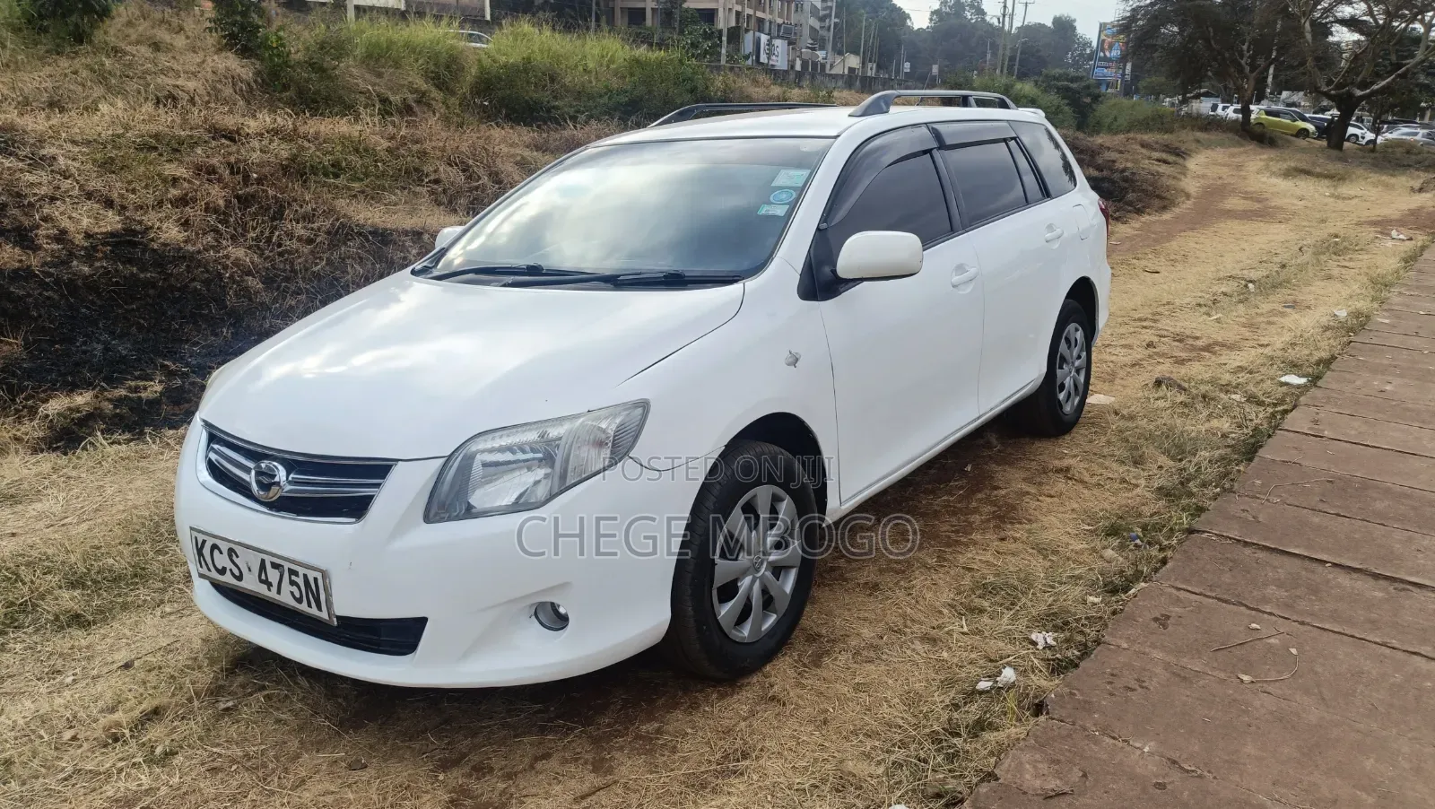 Toyota Corolla Fielder 2011 White