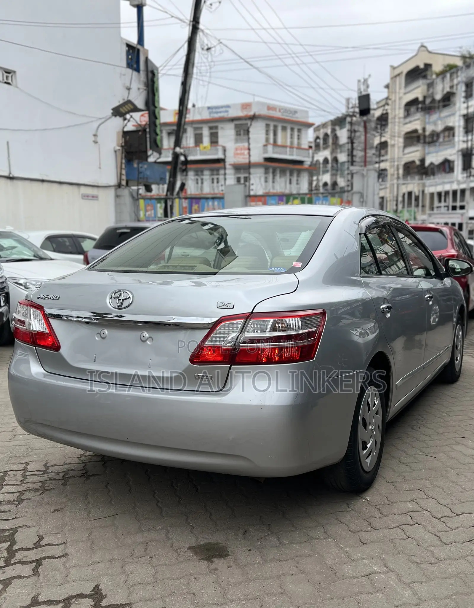 Toyota Premio 1.5 FWD 2013 Silver