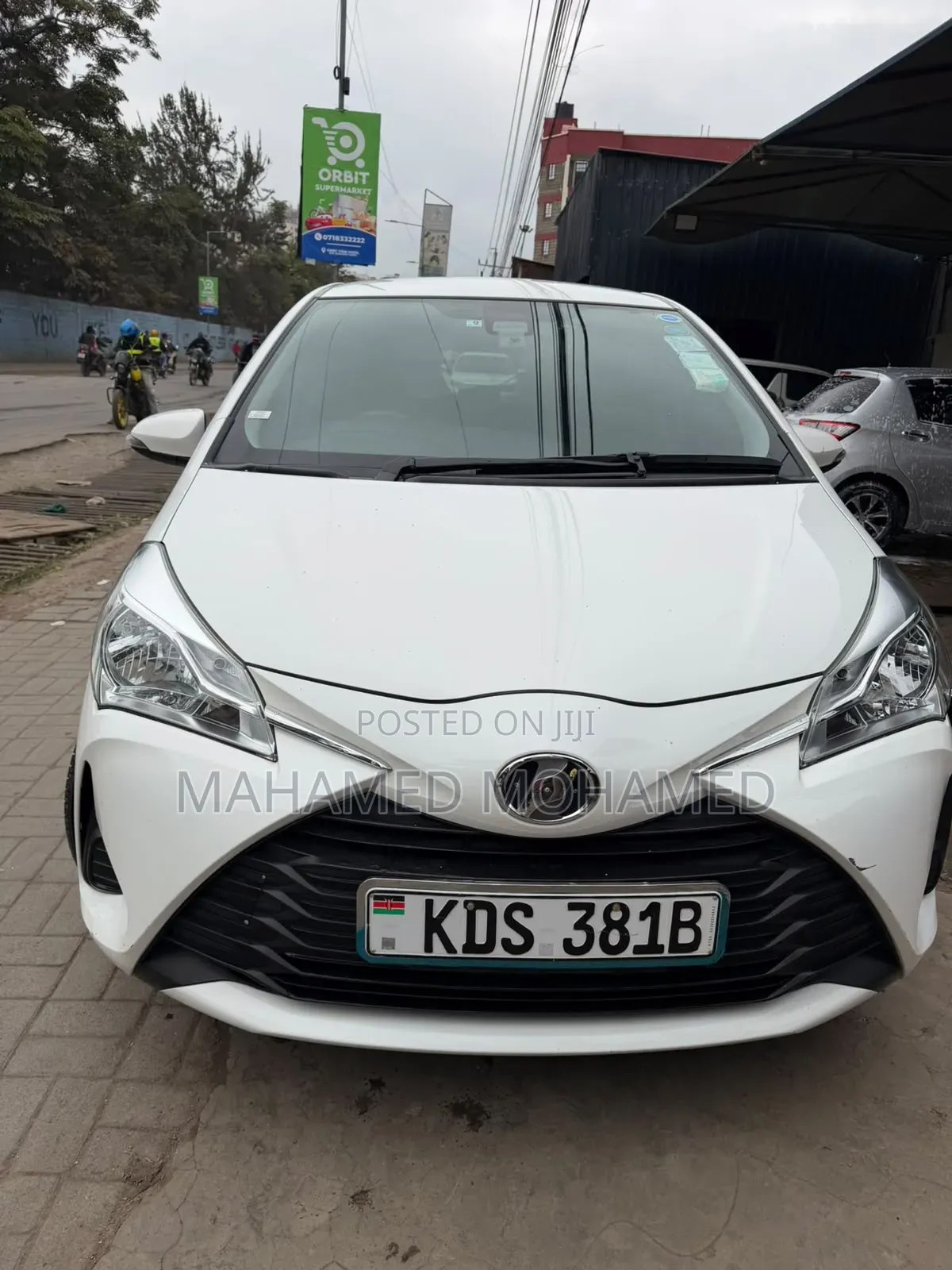 Toyota Vitz 2017 White