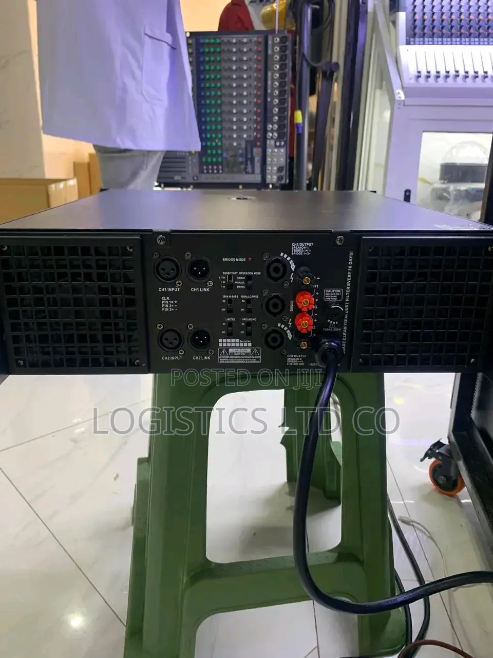 QSC RMX 5050a Two-Channel Professional Power Amplifier