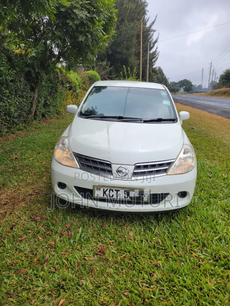 Nissan Tiida 2011 White