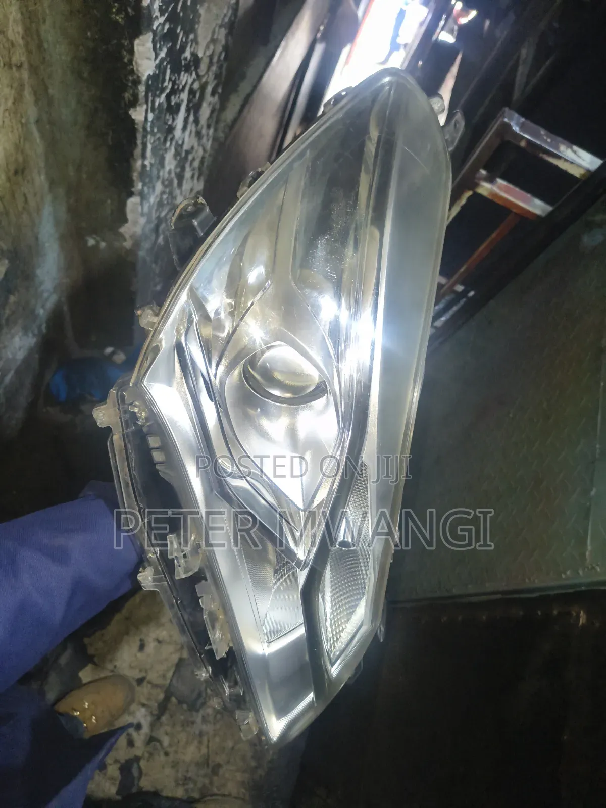 Toyota Vitz 2018 Headlight