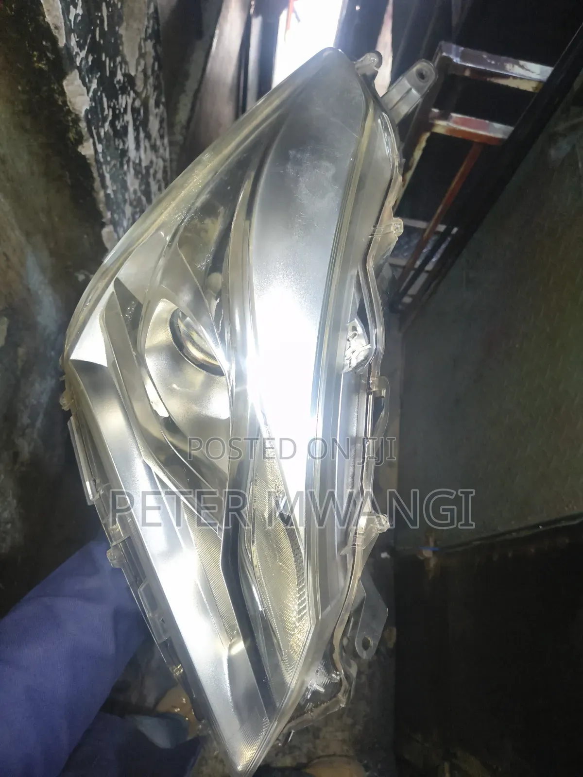 Toyota Vitz 2018 Headlight